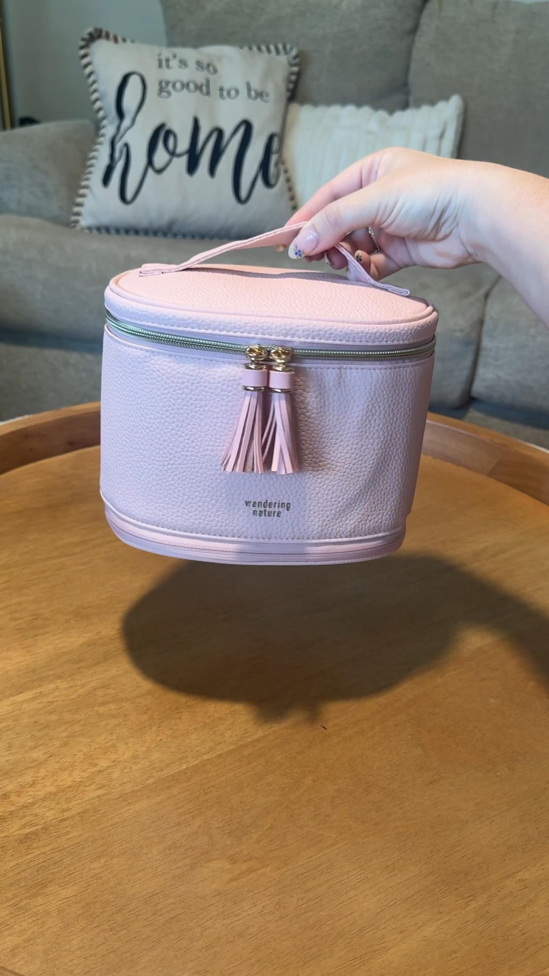 Pack my toiletry bag with me ❤️

#LTKdayinmylife #LTKTravel #LTKSeasonal
