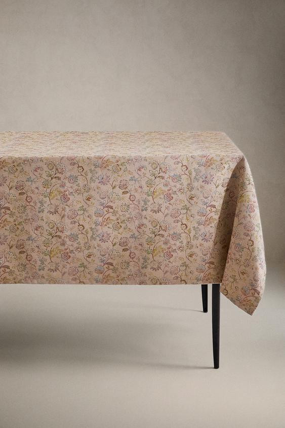 FLORAL JACQUARD TABLECLOTH | Zara US