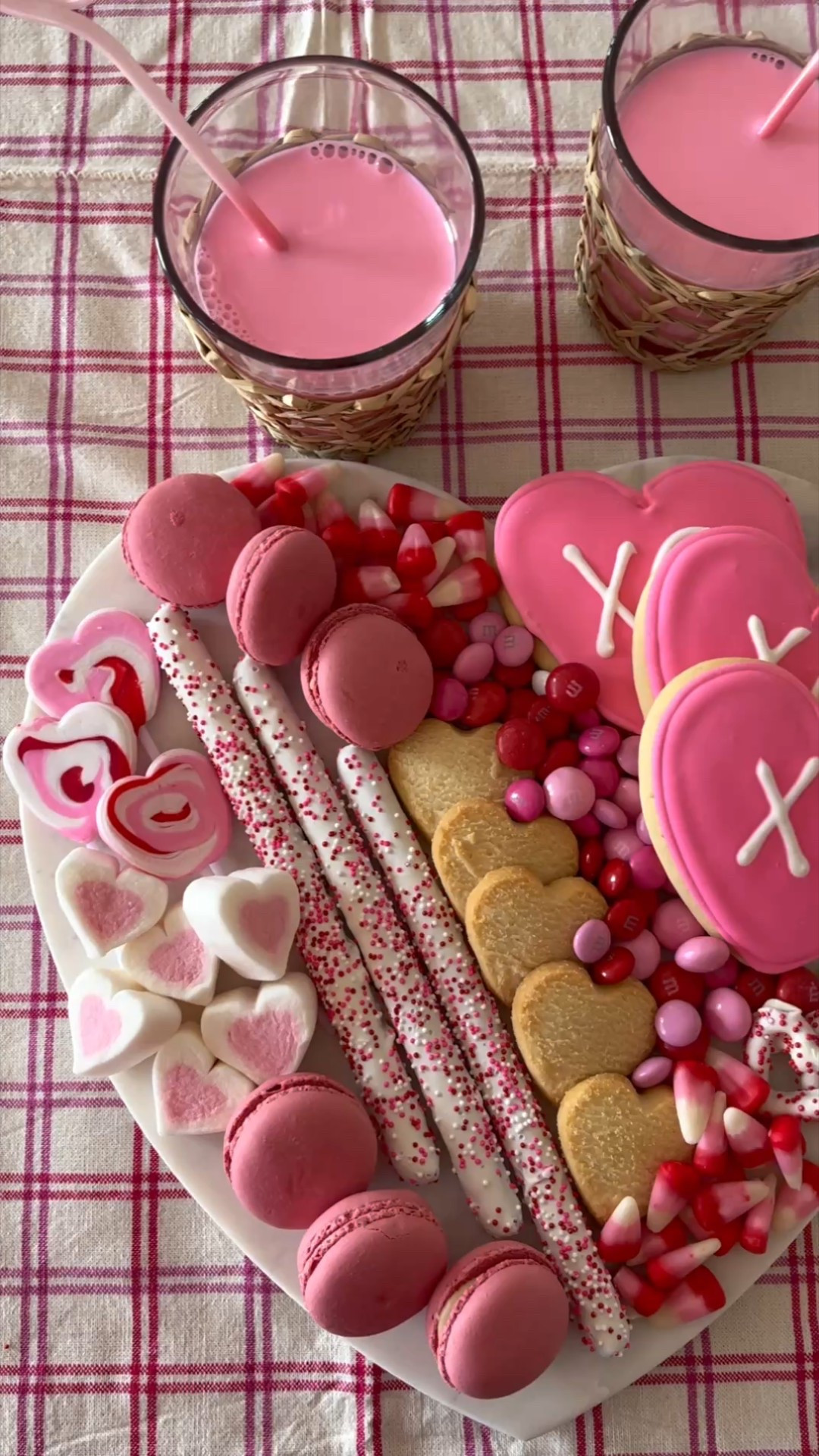 Valentine’s Day treats board ✨❣️

#LTKHome #LTKfoodie #LTKmomlife