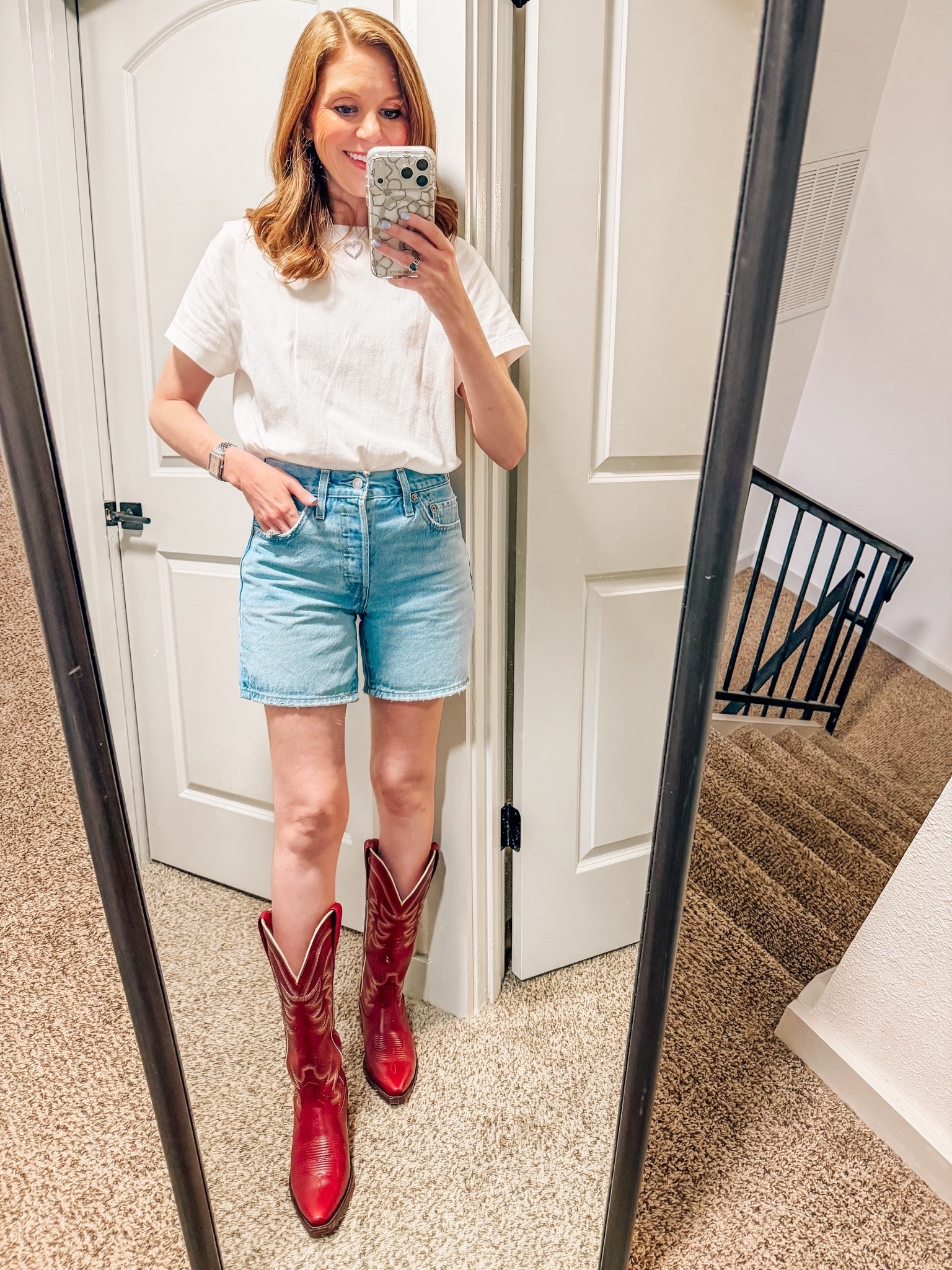 T-shirt bodysuit size small and Levi’s mid thigh shorts size 25. Boots sized down half a size

#LTKgrwm #LTKootd #LTKSeasonal
