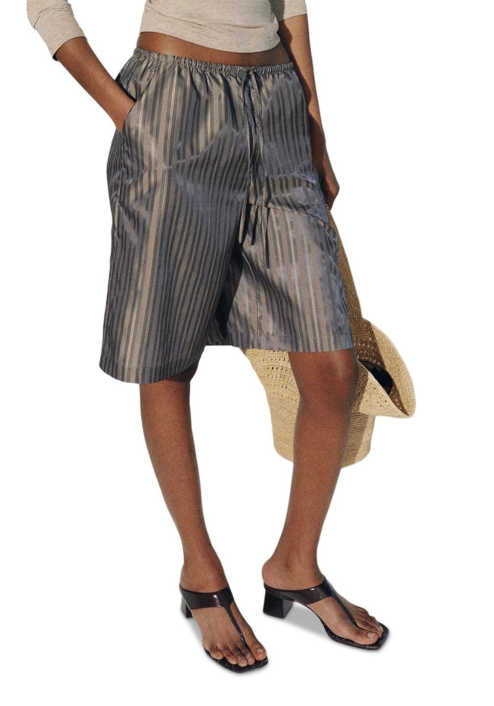 These long sayin shorts with tie waist are the perfect short to bring you into September

#LTKSeasonal #LTKOver40 #LTKmomlife