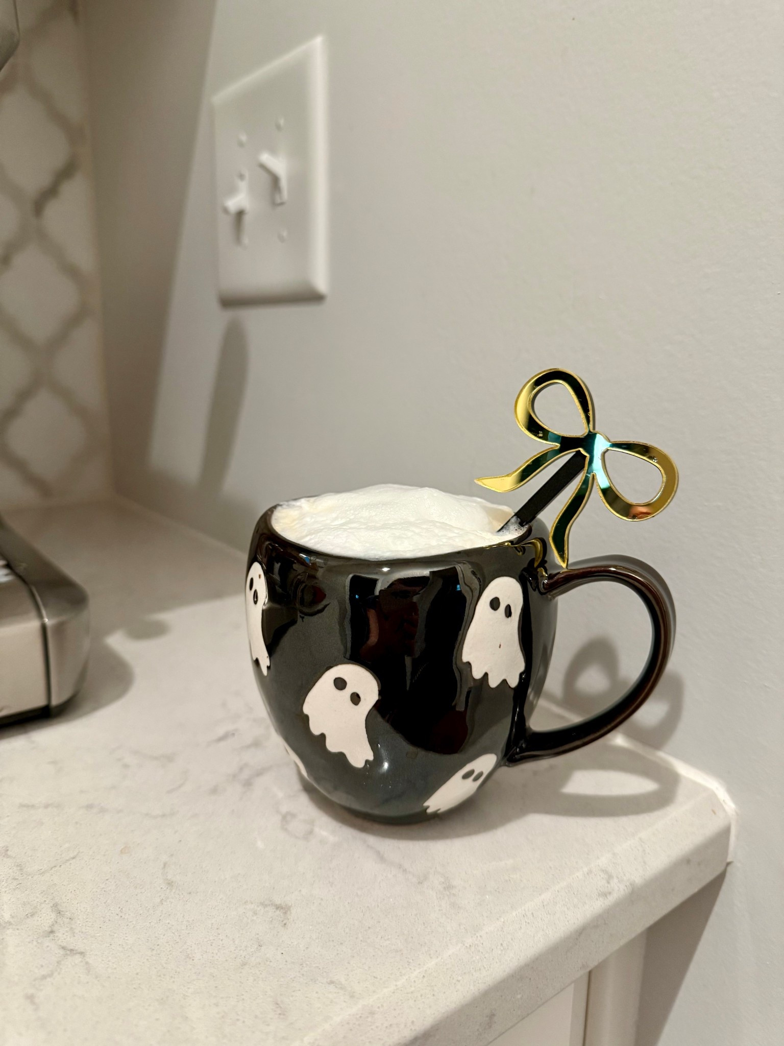 Now that the fire crackers have sizzled it’s time to welcome my favorite season… Spooky Season! 

#LTKSeasonal #LTKHome
