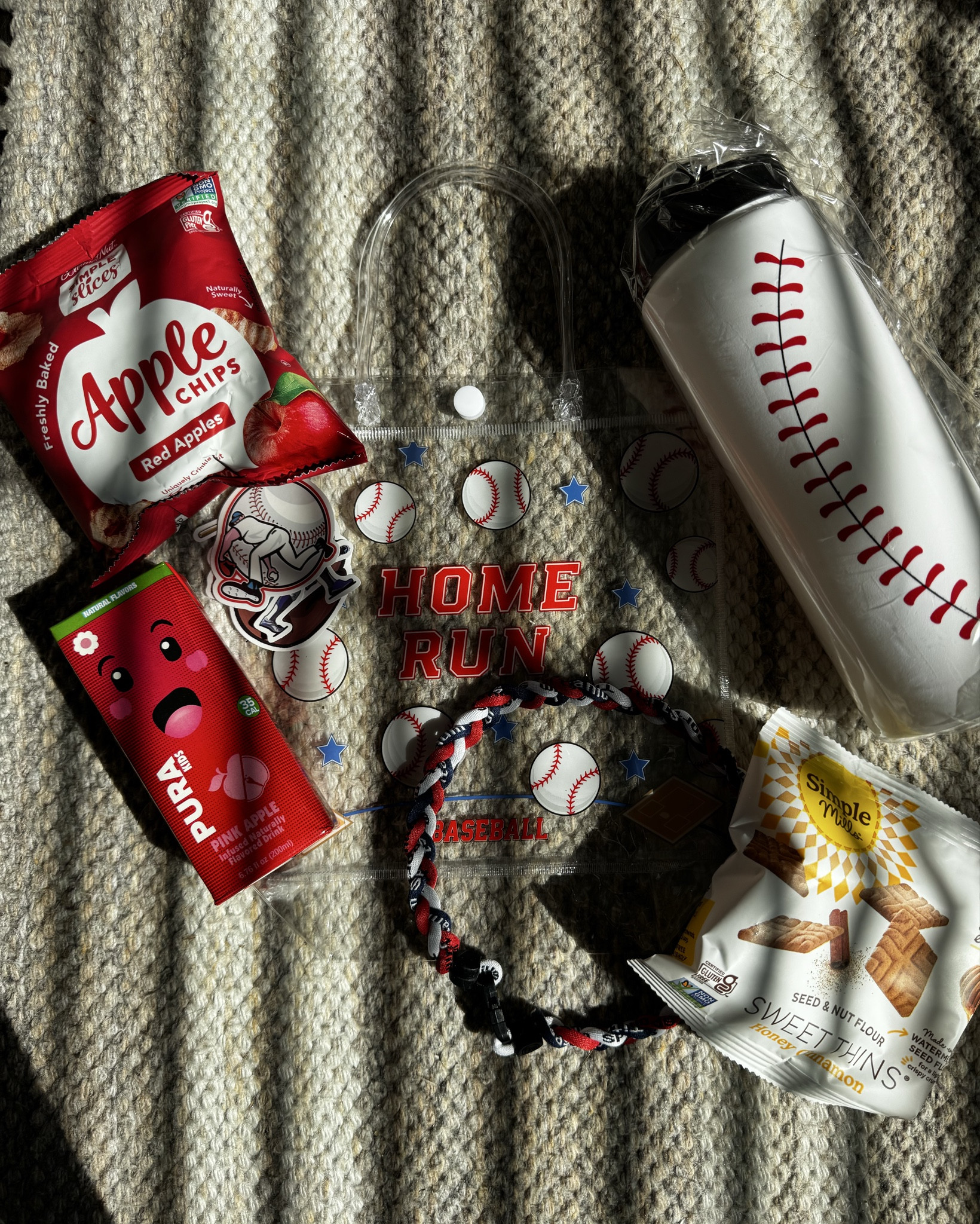Sports moms! Cute idea for a baseball after-game snack/goodie bag. ⚾️ 


#LTKKids #LTKdayinmylife #LTKActive
