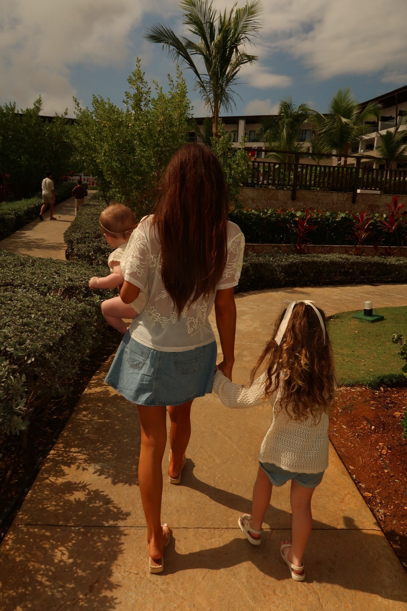 Resort outfits

#LTKootd #LTKTravel #LTKKids