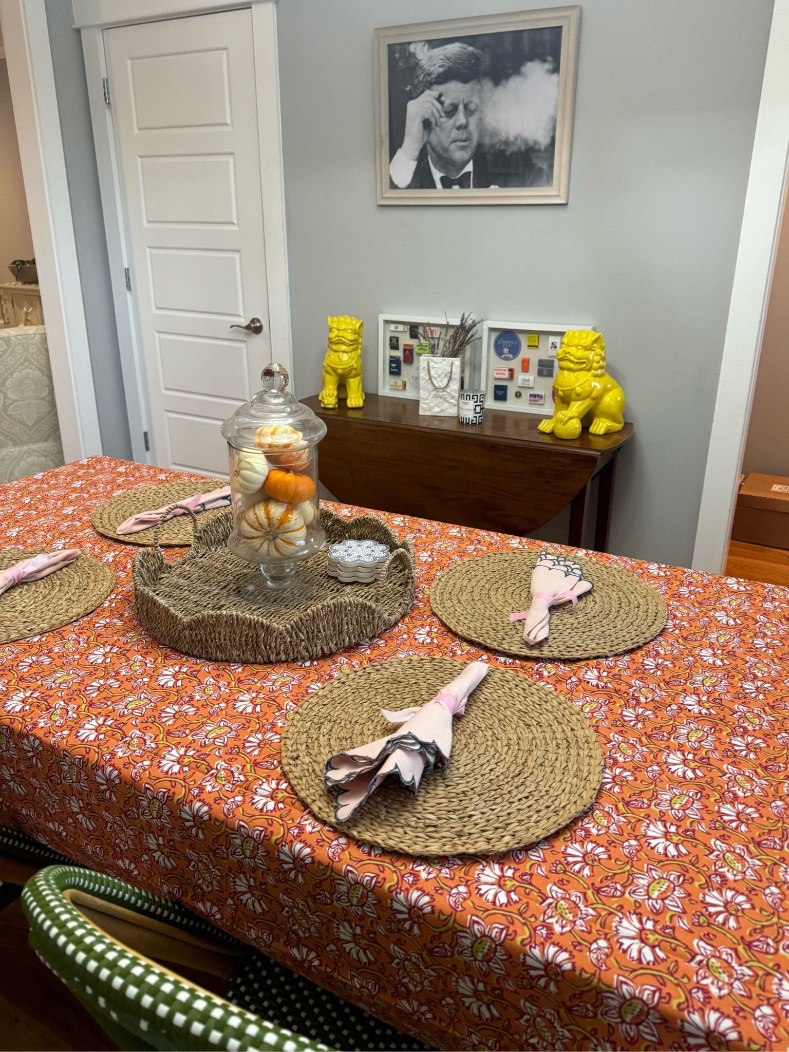 Fall tablescape!

#LTKHalloween #LTKHoliday #LTKSeasonal