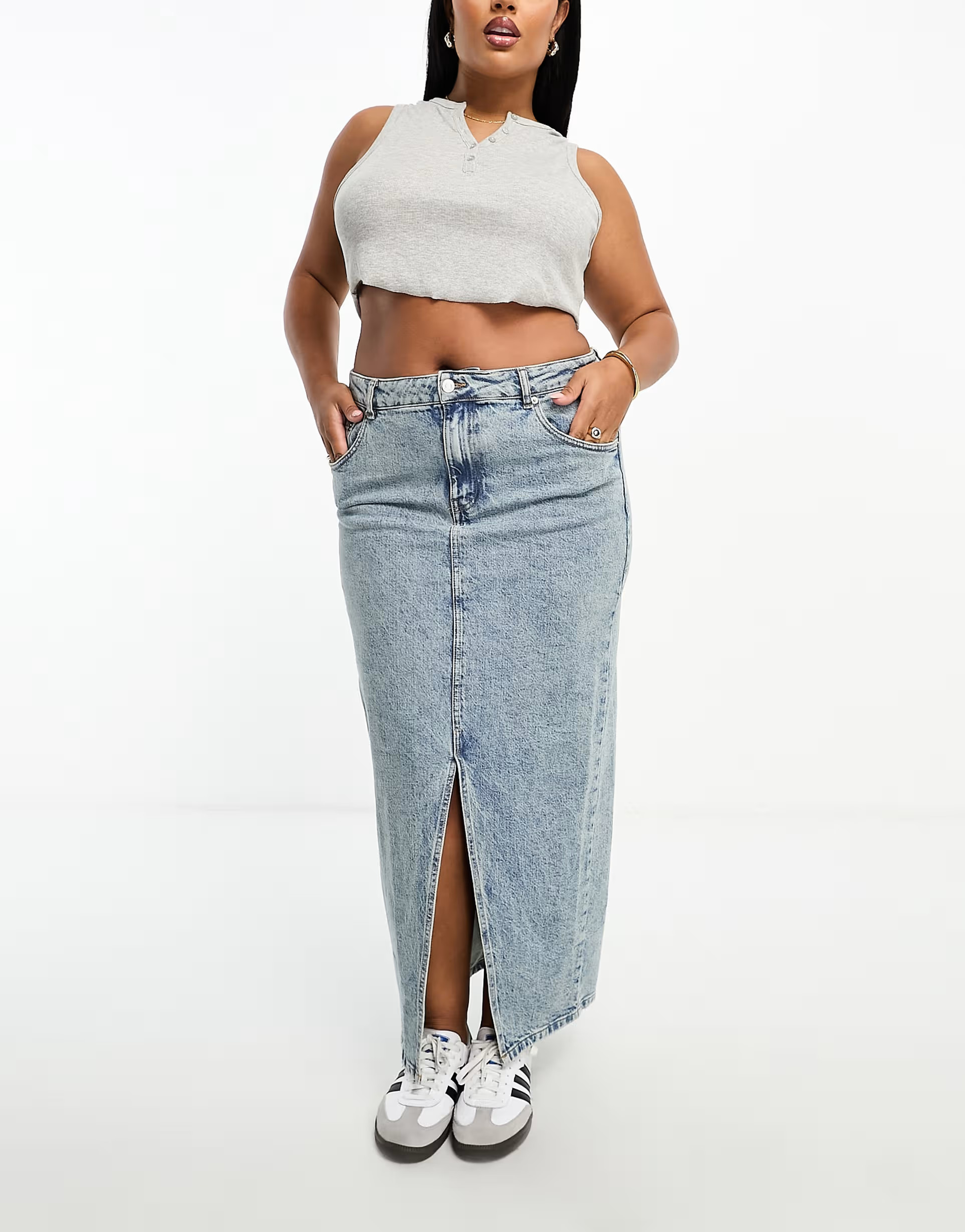 ASOS DESIGN Curve denim midi skirt with split hem in midwash | ASOS (Global)