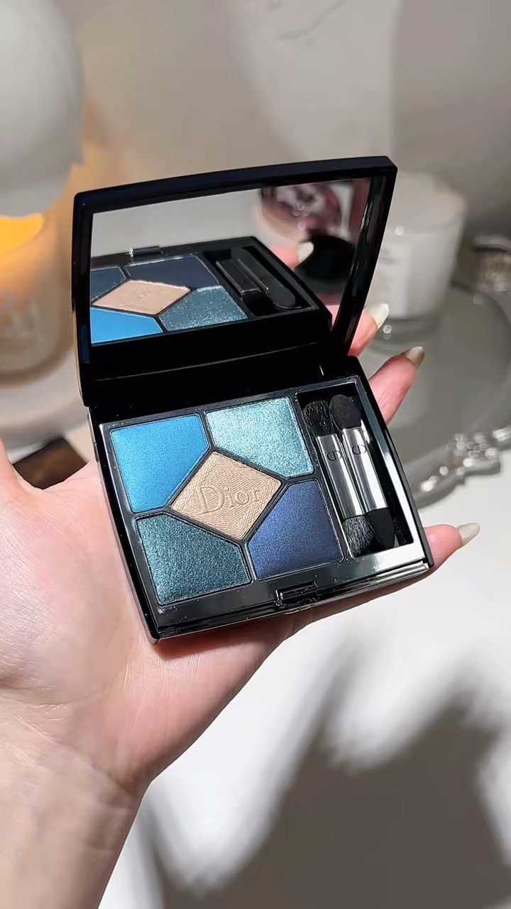 Diorshow 5 Couleurs Eyeshadow Palette: five ultra-pigmented, long-wearing shades for bold, flawless eye looks all day.Silky, blendable formula that delivers intense color payoff with effortless application.

#LTKBeauty #LTKSeasonal #LTKSpringSale