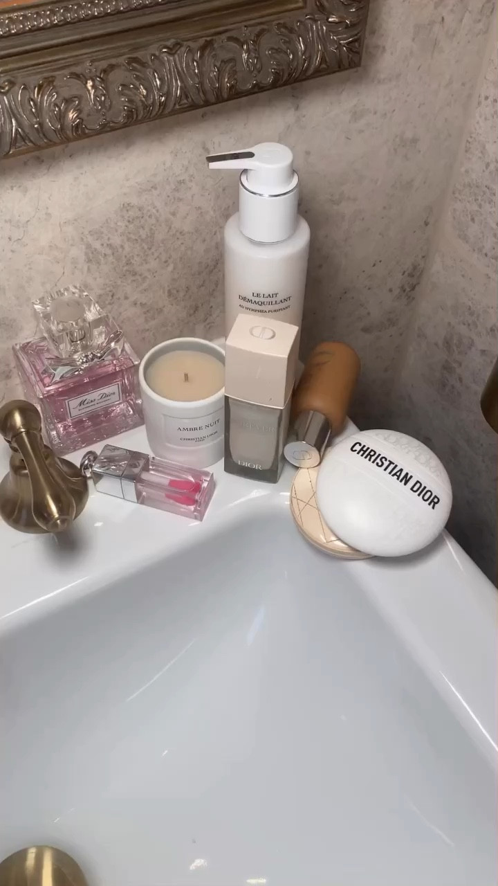 The must-have, nourishing balm for everywhere you go ✨ I can’t leave the house without my Le Baum anymore, it went straight into my bag and it’s staying there 🌸

#LTKSeasonal #LTKbeauty #LTKVideo