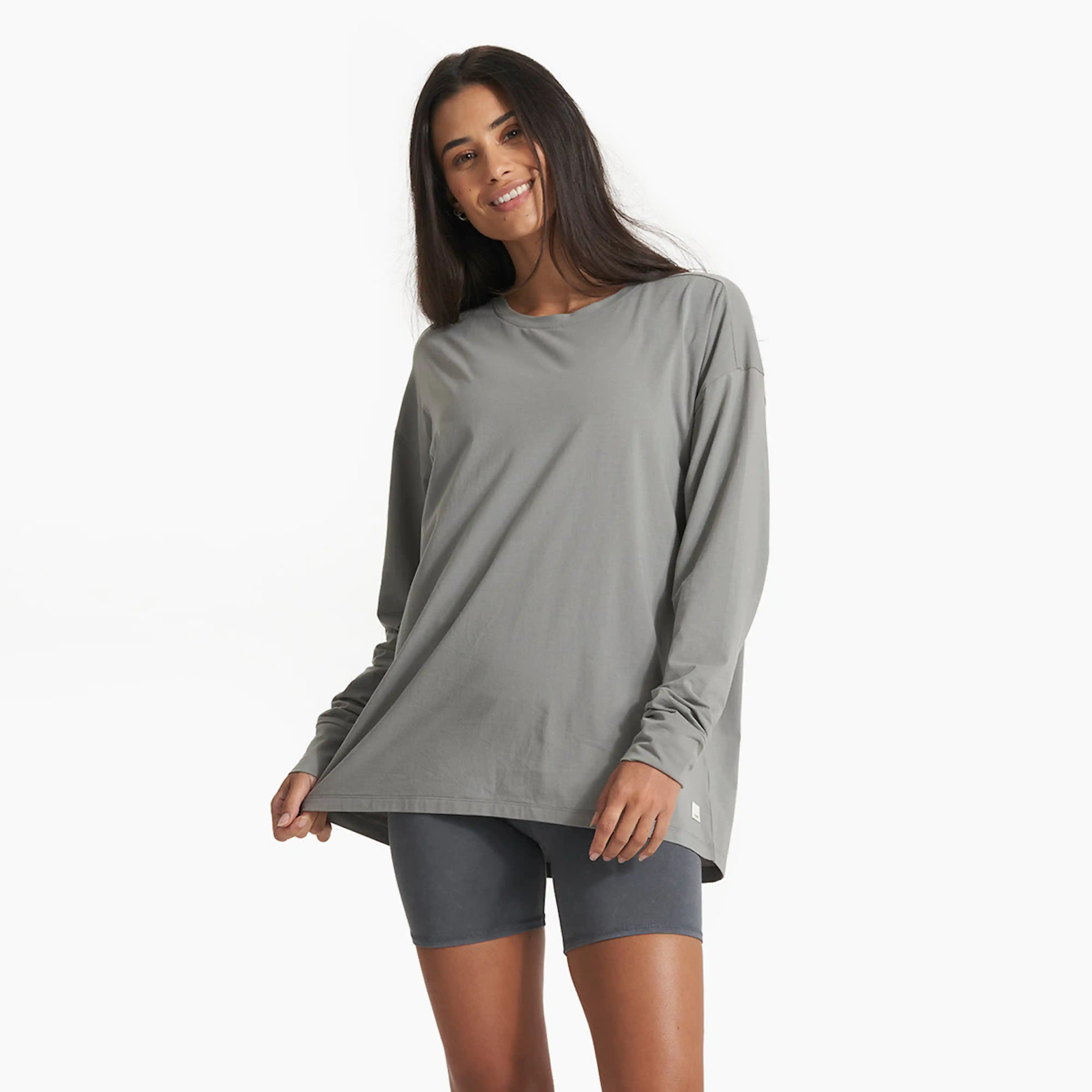 Long Sleeve Feather Tee | Vuori Clothing (US & Canada)