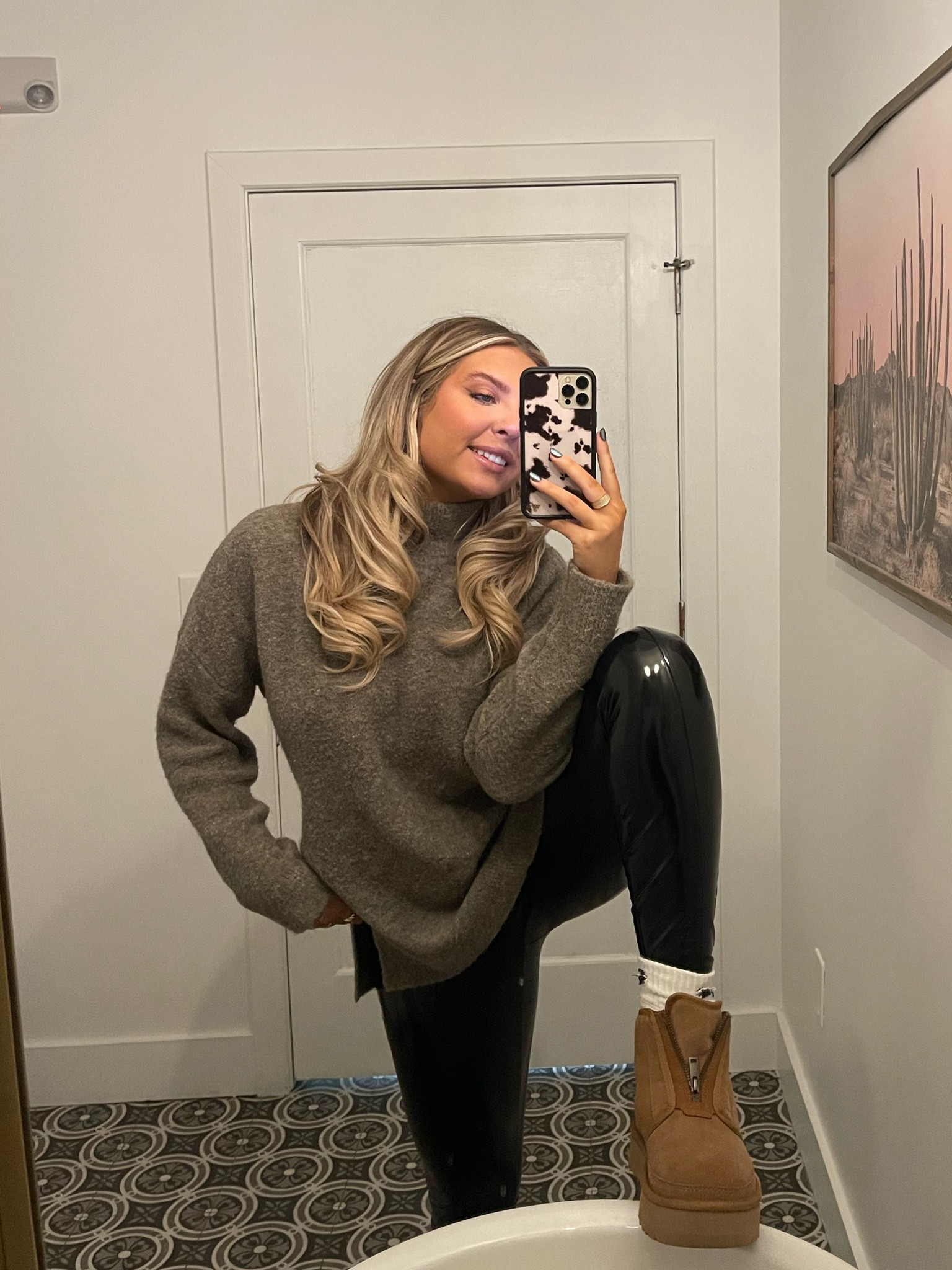 Full comfy winter/fall outfit #fallfashion #uggboots

#LTKunder50 #LTKstyletip #LTKSeasonal