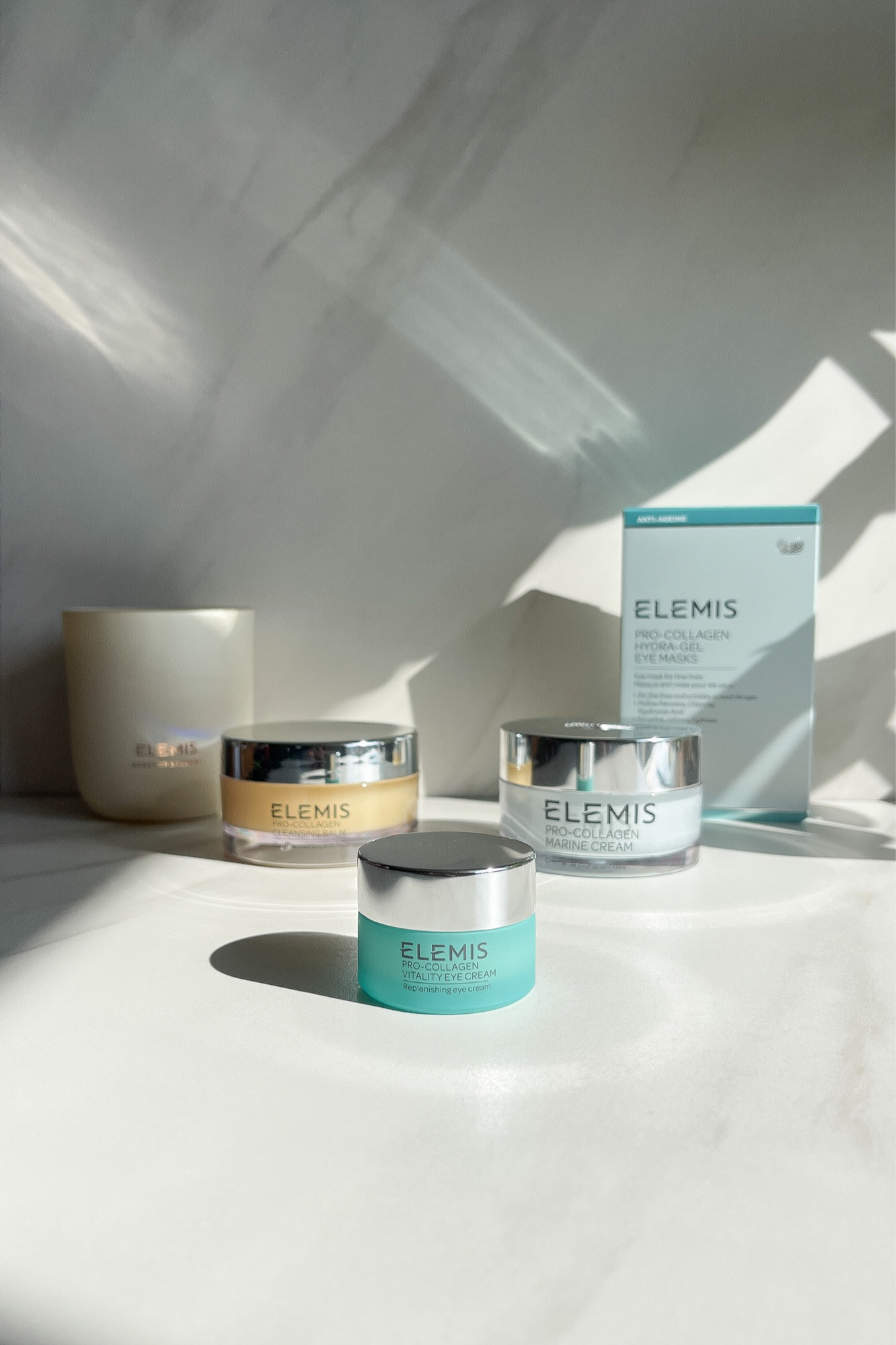 #Elemis just released their new Pro-Collagen Vitality Eye Cream and it’s a must have! Save up to 25% on their site now! 

#eyecream #skincare #procollagen #selfcare

#LTKbeauty #LTKSale #LTKFind