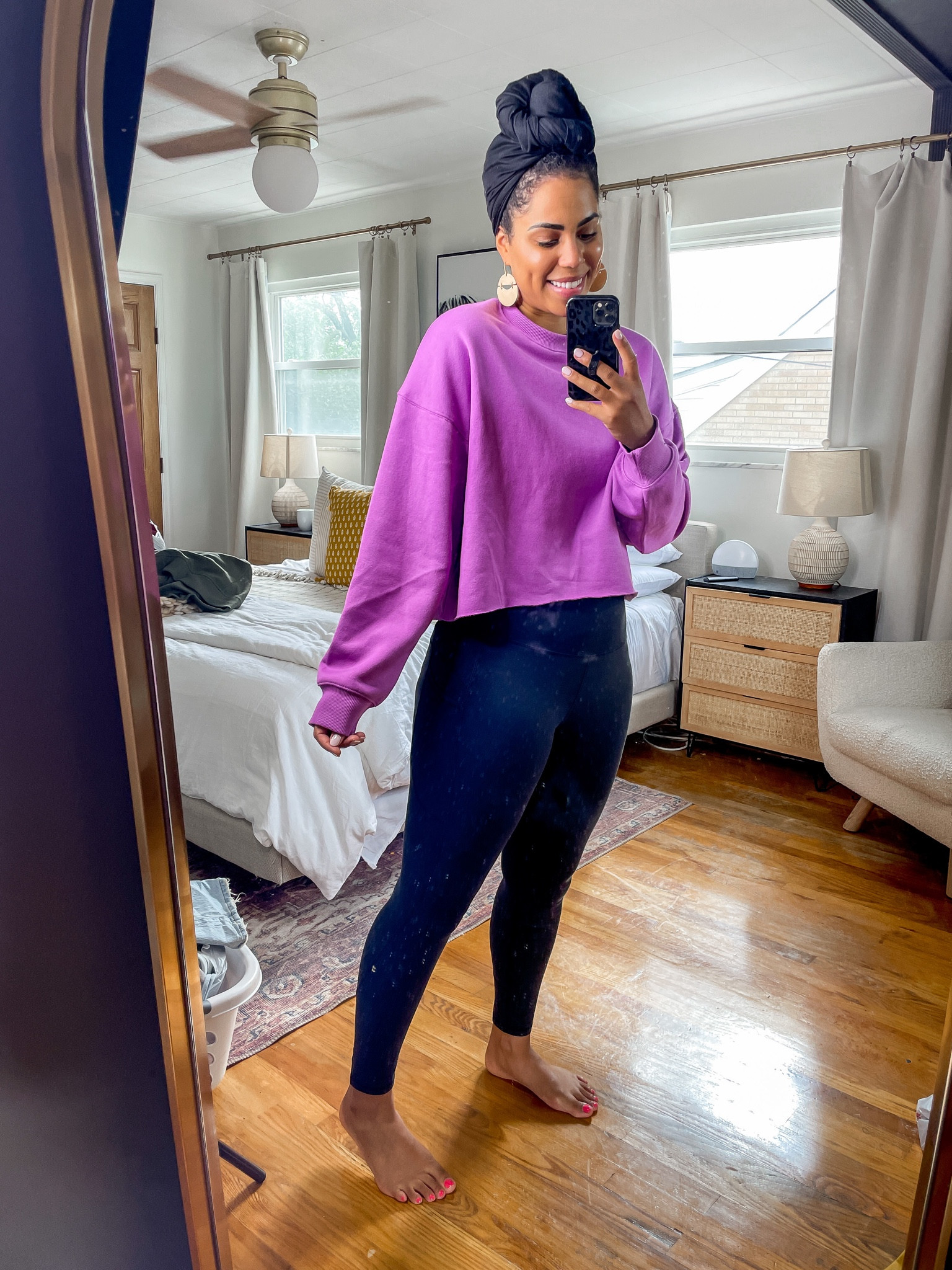 5'9  XL sweatshirt 

#LTKSeasonal #LTKunder50 #LTKcurves