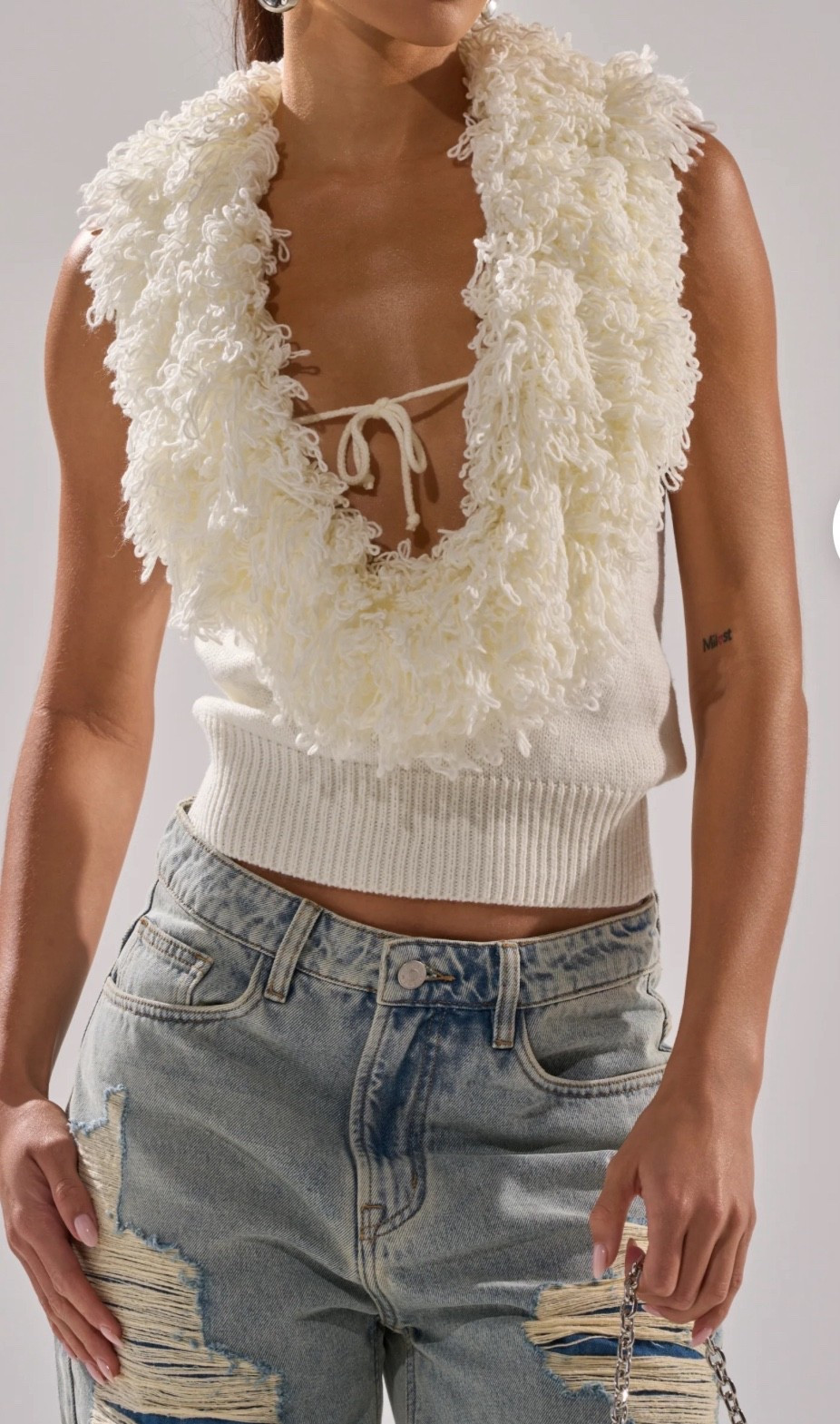 Fringe vest OOTD

#LTKSaleAlert #LTKPlusSize #LTKOver40
