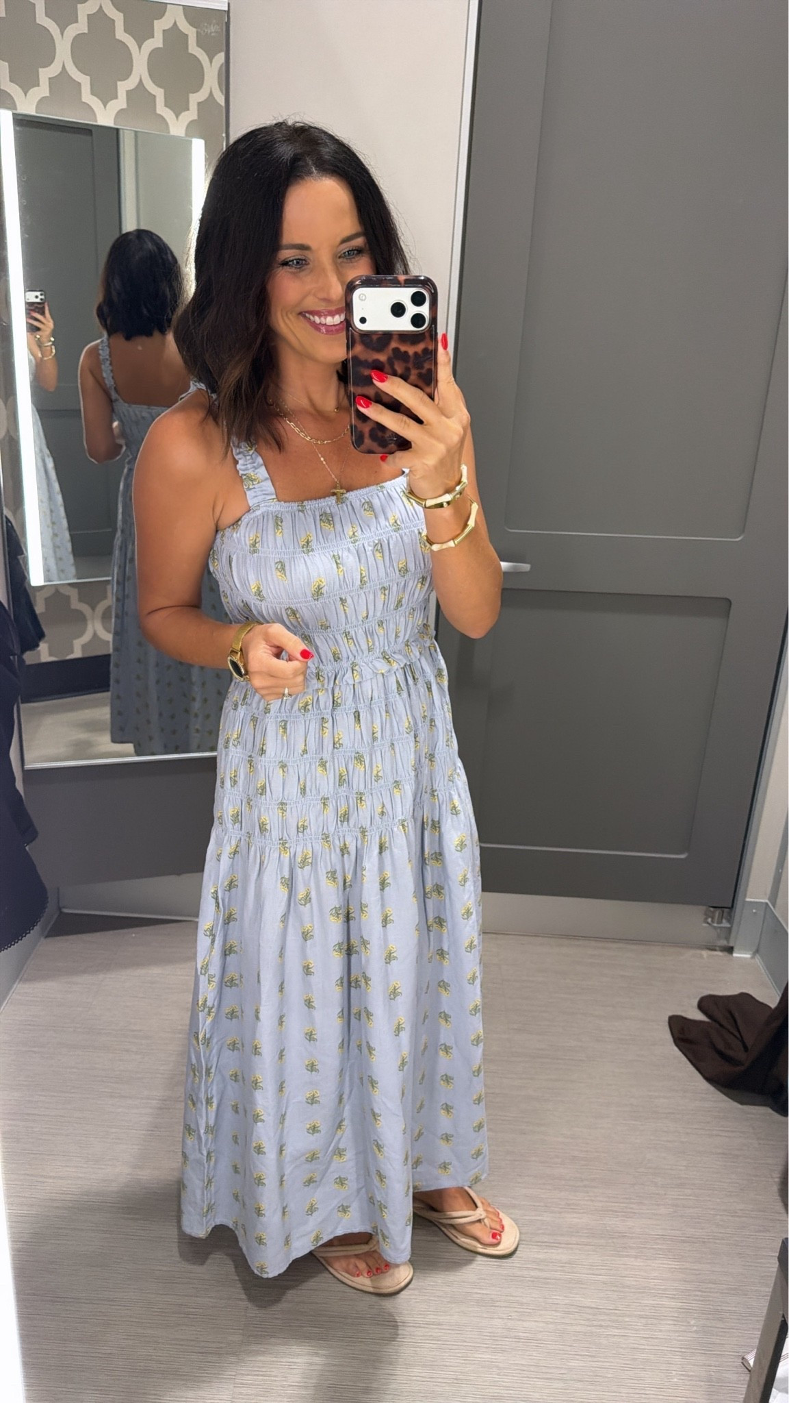 This dress is even prettier in person! 💙 The soft blue print, smocked bodice, and flowy fit make it one of my favorite Target finds lately.

✨ Wearing size XS
✨ 5’3” for reference

#TargetStyle #TargetFashion #TargetFinds #TargetNewArrivals #SummerDress #AffordableFashion #EverydayStyle #LTKStyle #LTKCreator #TargetOutfit #BudgetFashion #BlueDress