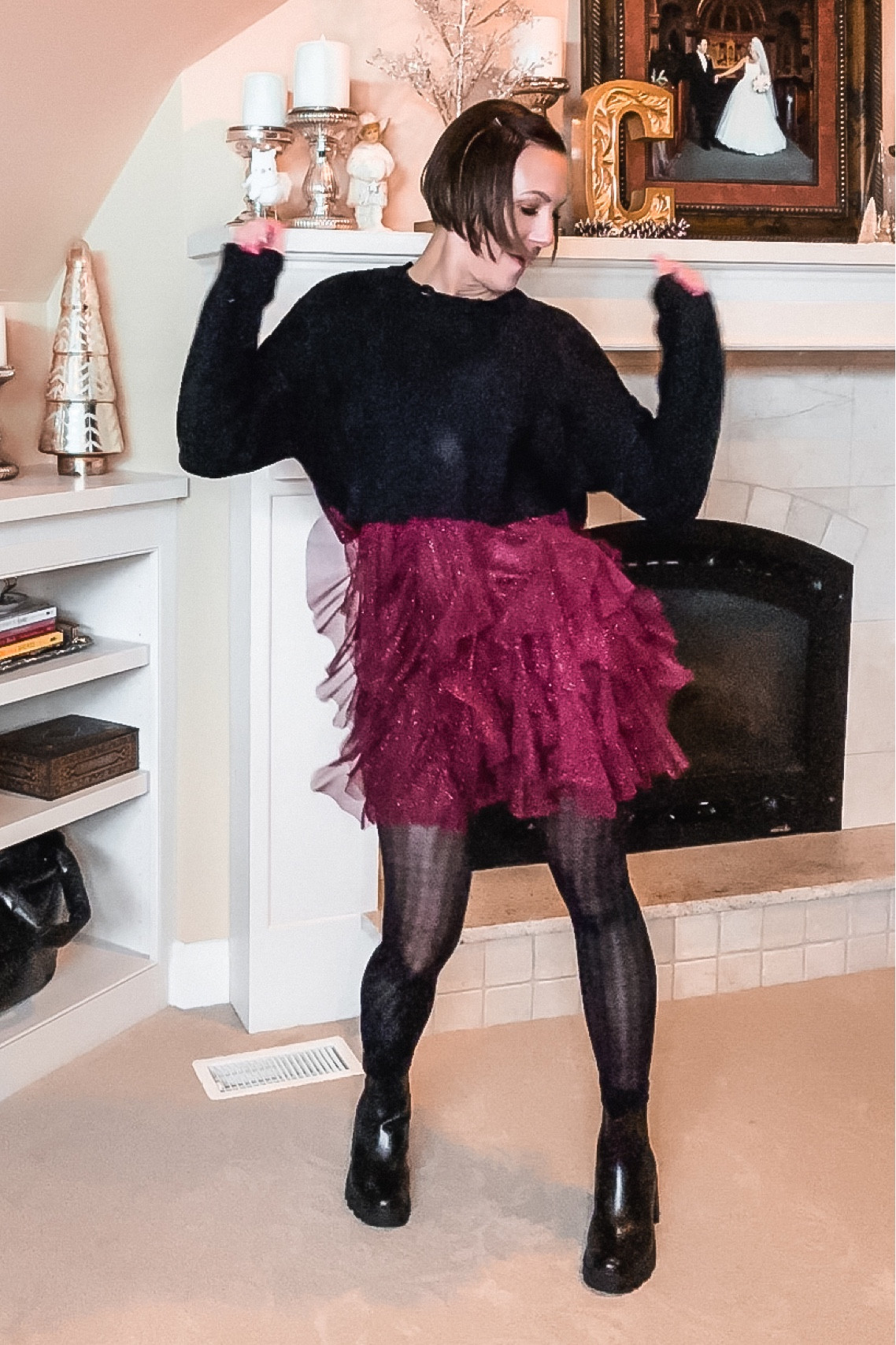 Holiday outfit inspo 🖤 my dress is already sold out - linking some similar - code SMALL25 will get you an additional 25% off 🥳🥳

#LTKparties #LTKHoliday #LTKSeasonal