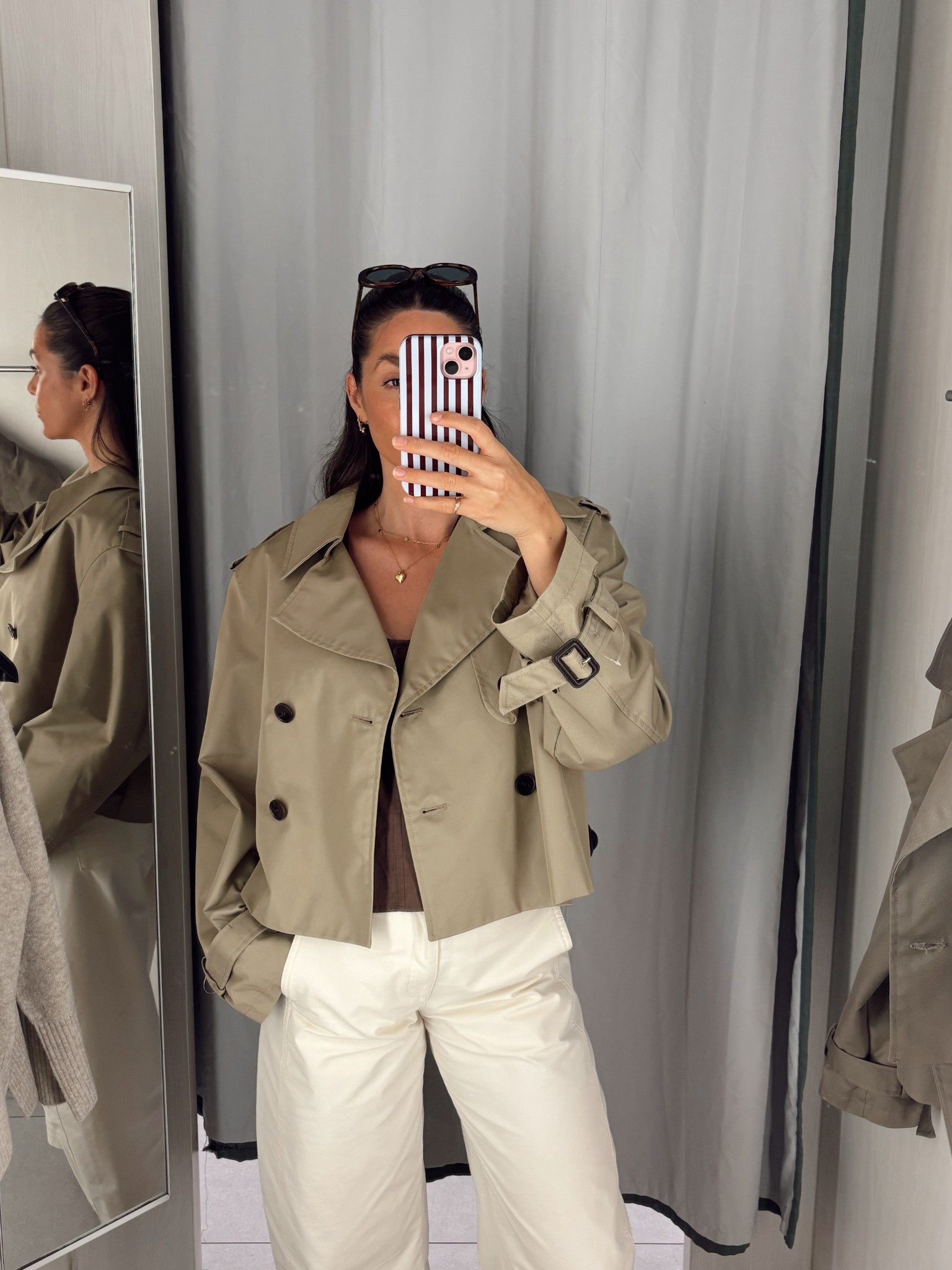 Loving cropped trench coats 

#LTKautumn