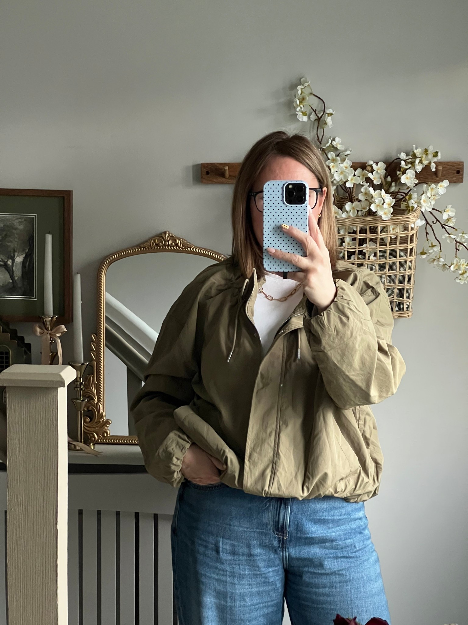 Windbreaker jacket 

#LTKuk #LTKspring #LTKmidsize