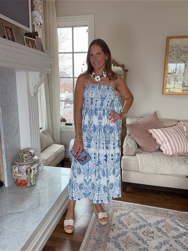 Loving the coastal vibes this outfit brings! s

#LTKMidsize #LTKOver40