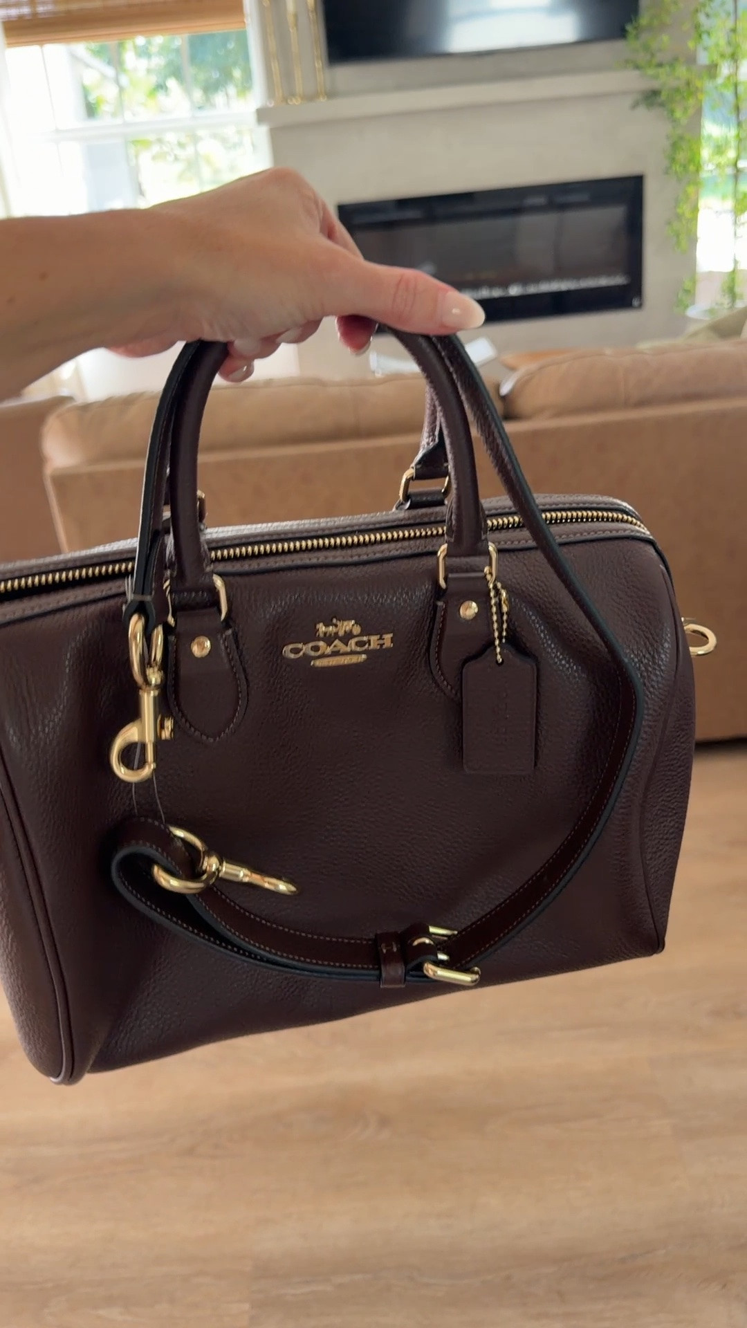 The Coach Rowan bag is giving classic Speedy shape—but better because it has the shoulder strap 🙌 I love how soft and slouchy it looks instead of feeling super structured. That rich buttery leather + the everyday size makes it such a good fall bag, and it comes in other colors too!

Coach Rowan bag, Coach handbag, Coach Rowan satchel, Speedy style bag, slouchy leather handbag, brown leather bag, fall handbag, everyday shoulder bag, designer handbag, fall accessories, classic handbag, women’s shoulder bag

#LTKSeasonal #LTKTravel