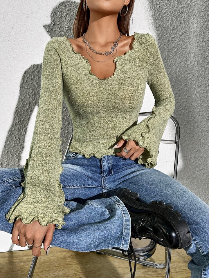 SHEIN EZwear Notched Neck Lettuce Trim Trumpet Sleeve Tee | SHEIN