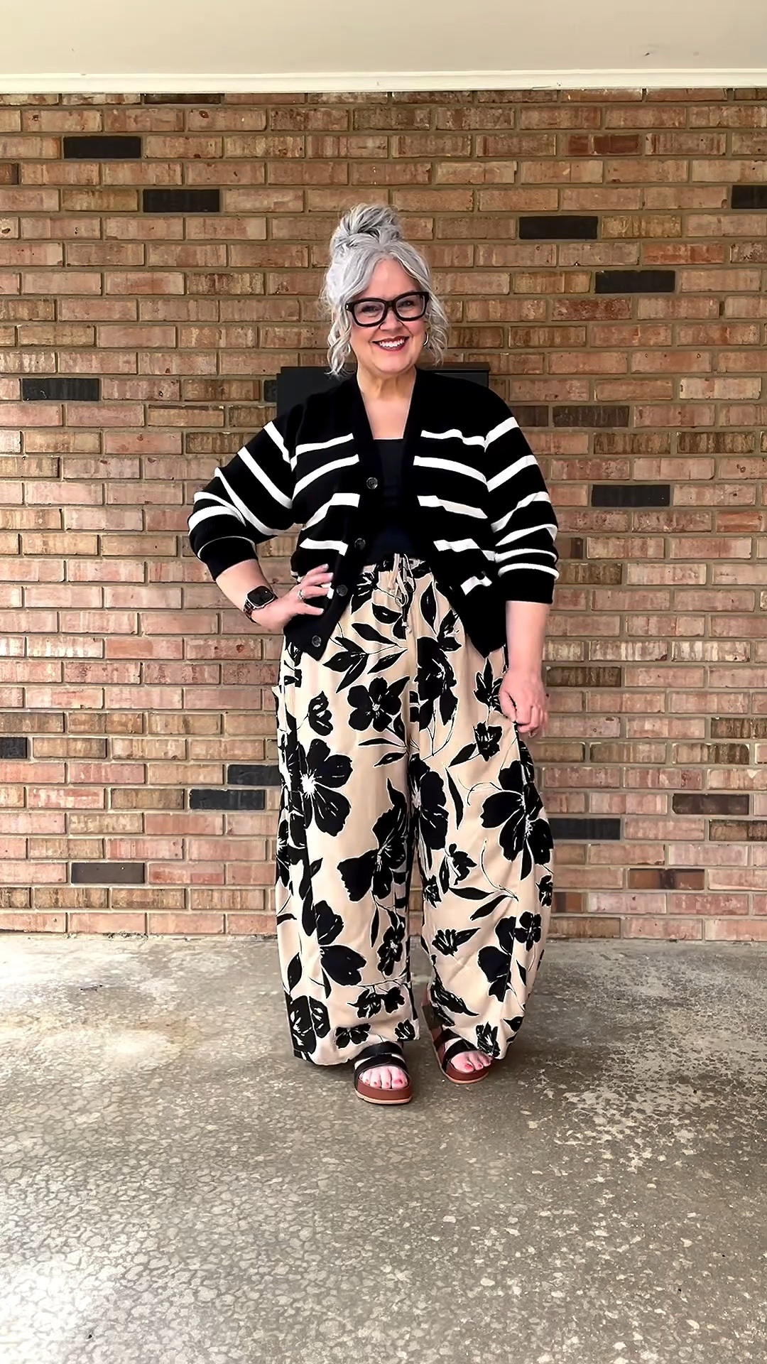 😂Love it when a neighbor waves! I’m a size 16 wearing XL in the pants, small in the cardigan 🫶🏻
#over50fashion #dopaminedressing #over50style #ootd ##over50club 

#LTKOver40 #LTKMidsize #LTKootd