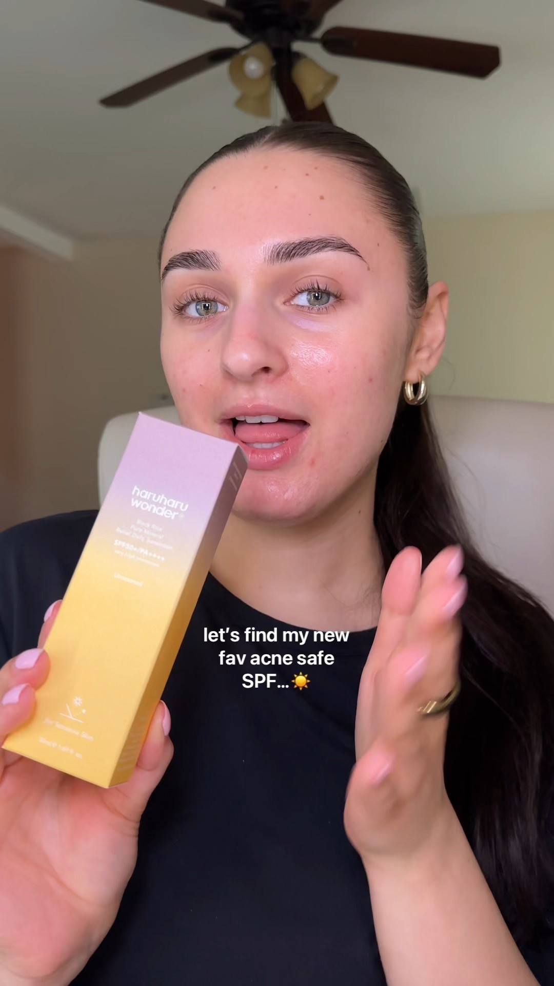 let’s find my new fav acne safe spf 👏🏼 

#LTKBeauty #LTKFindsUnder50 #LTKWatchNow