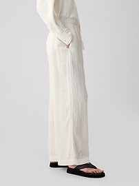 Mid Rise Crinkle Gauze Wide-Leg Pants | Gap (US)