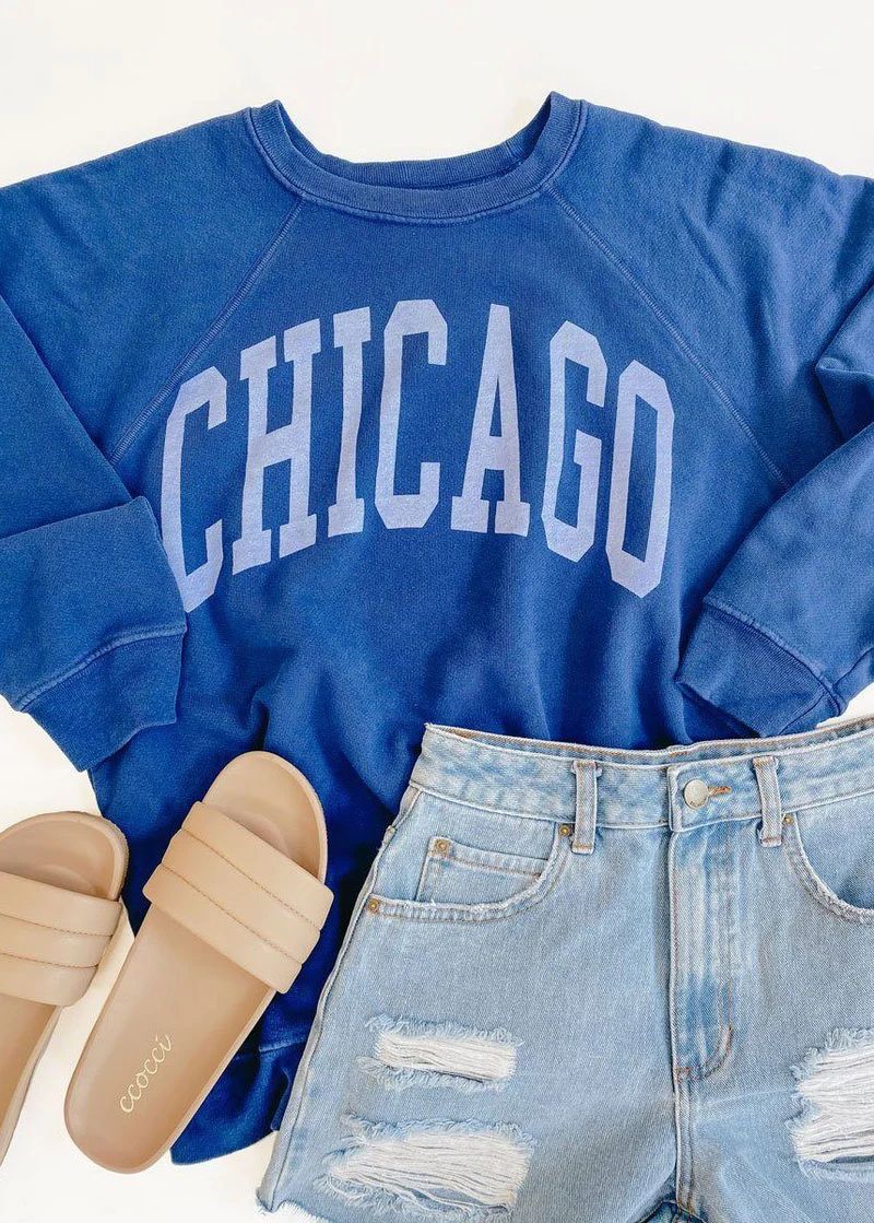 Chicago Classic Crew Sweatshirt - Vintage Navy | Alice & Wonder