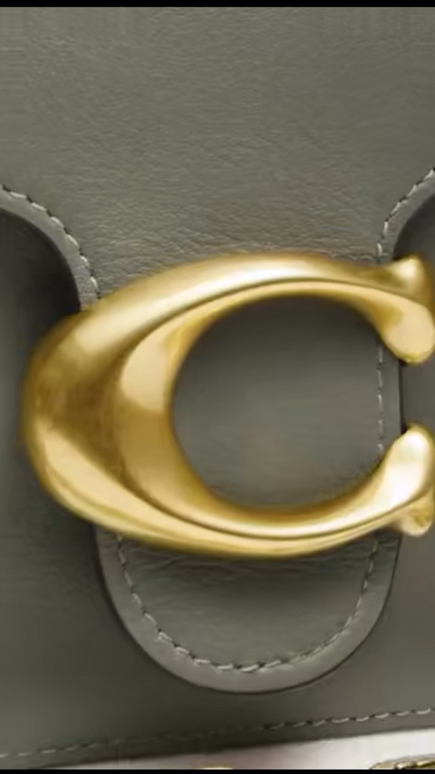 Coach is a yes for me right now. I am all about great quality. The stitching and hardware is gorgeous. Here are a few of my favorite picks! #handbag #bag #over40purse #purse

#LTKItBag #LTKOver40