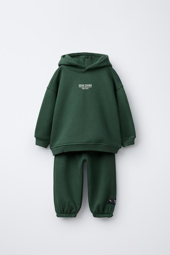 JOGGING SET WITH SWEATSHIRT AND JOGGER PANTS | Zara US