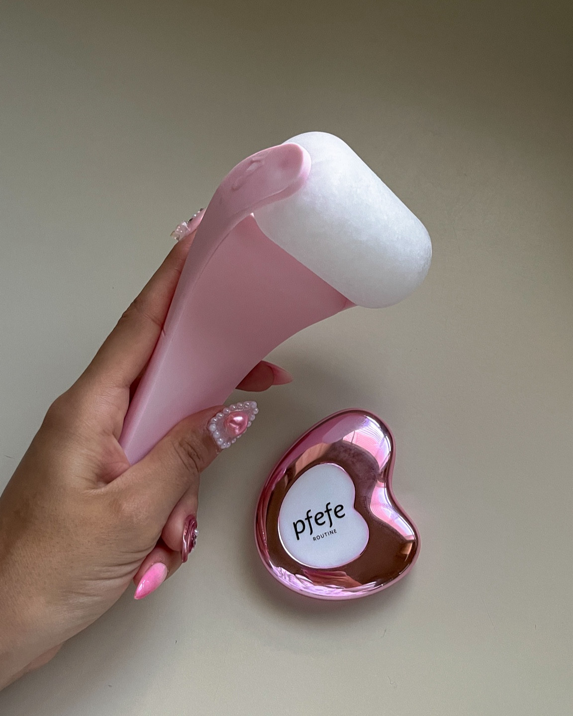 me 🤝🏽 cold skincare tools  (the ice roller is less than $6 and comes with a jade gua sha!)