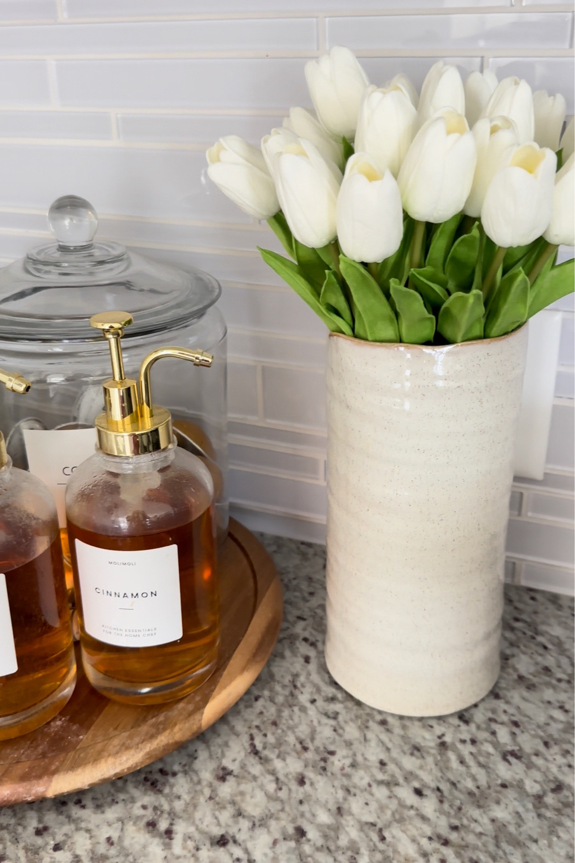 Kitchen decor, kitchen finds, home decor, modern organic decor, home decor inspo, kitchen essentials, coffee must haves

#LTKhome #LTKunder100 #LTKFind