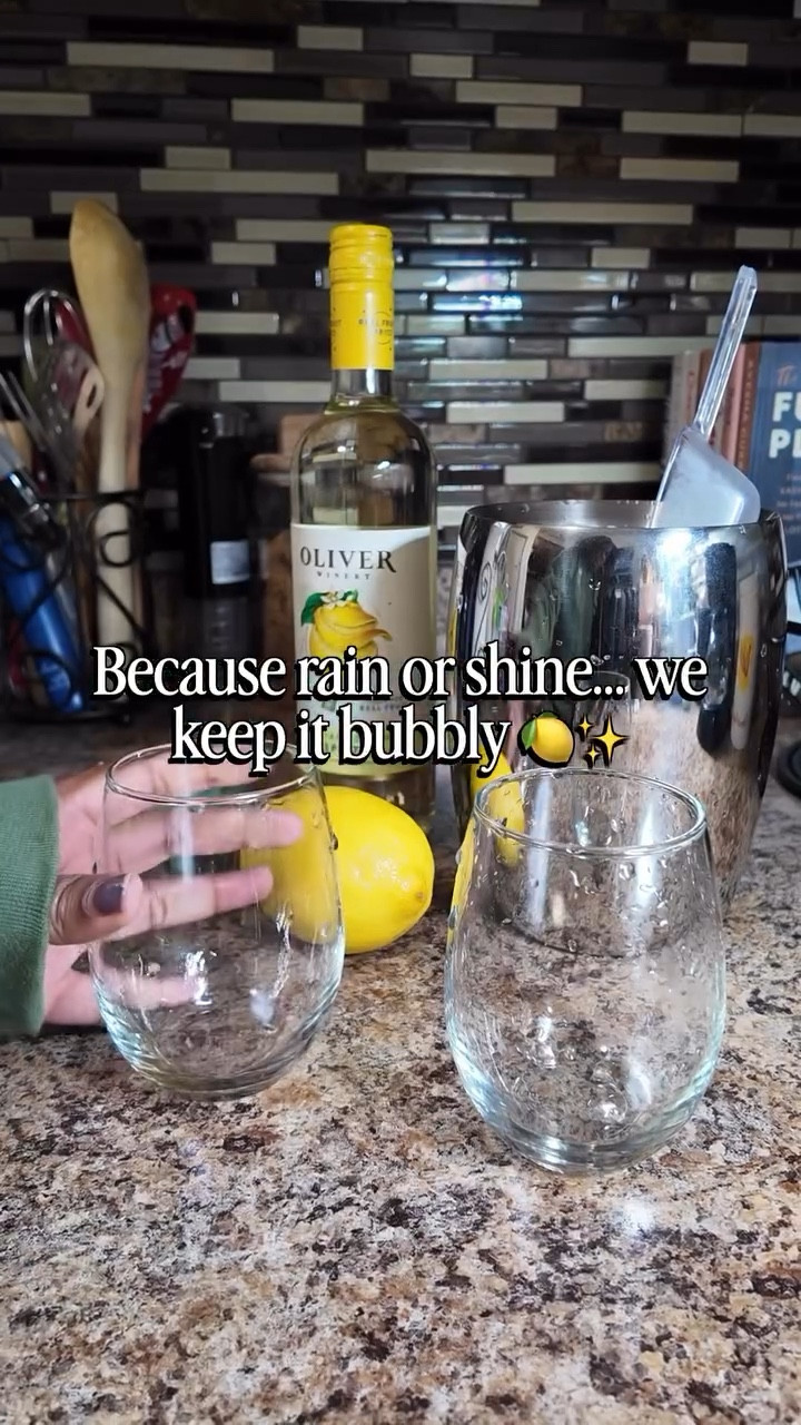 Rain or shine, the show must go on — and today’s act? Joy, laughter, and a splash of Italian Lemon Spritz. 🍋✨ Real Primofiore lemon, a touch of vanilla, and West Coast Moscato — pure sunshine in a glass. Light, lovely, and a little bubbly… just the way we like it. 🎭💛

#partnership #OliverWinery #DetroitHummingbirds @oliverwinery @meijerstores