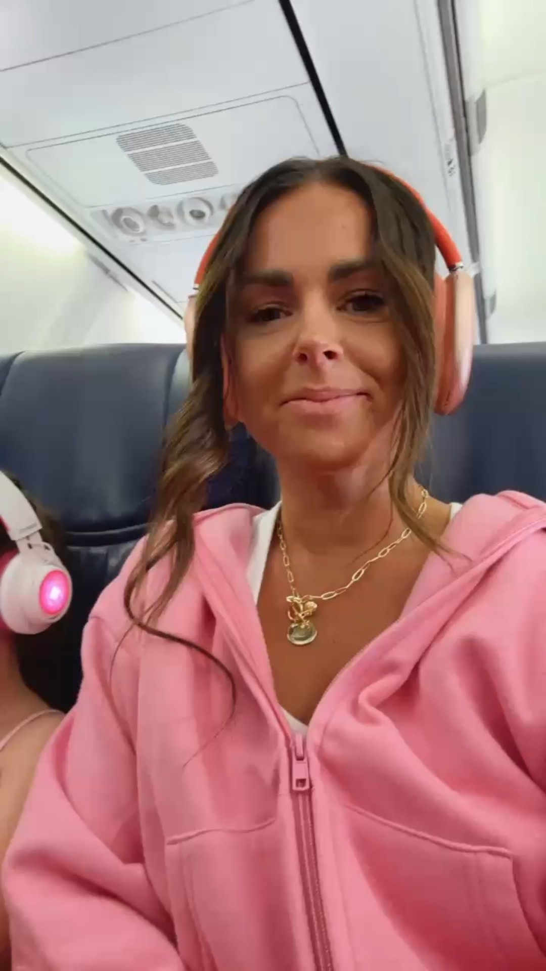 TRAVEL DAY✈️✈️

Matching set 
Headphone 
Apple headphones 
Kids headphones 
Amazon set 
Travel essentials 
Spring break 
Spring break outfit 

#LTKTravel #LTKKids #LTKStyleTip