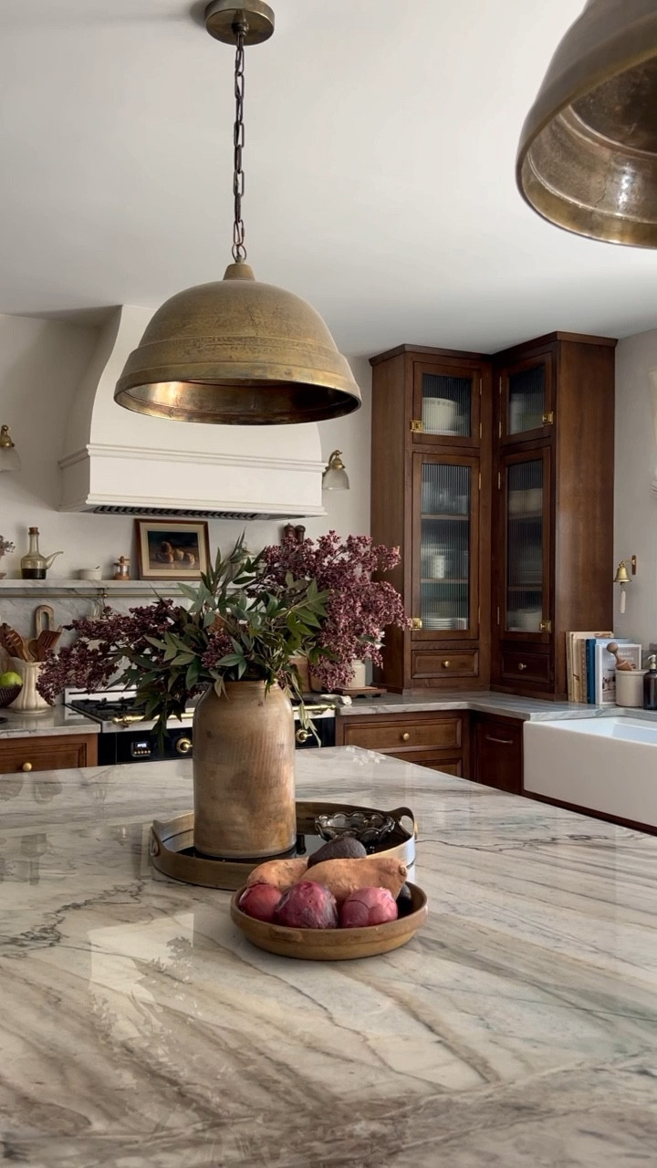 A little spring refresh in the kitchen! I don’t do a lot of seasonal decorating but I do love freshening up a space for each season with some greenery and flowers (real and faux 😉) fruit, artwork and even a new lampshade! 

These small changes brought a breath or fresh air into our kitchen to help us welcome spring 🌼 

Linking what kitchen sources I can! 

#LTKHome