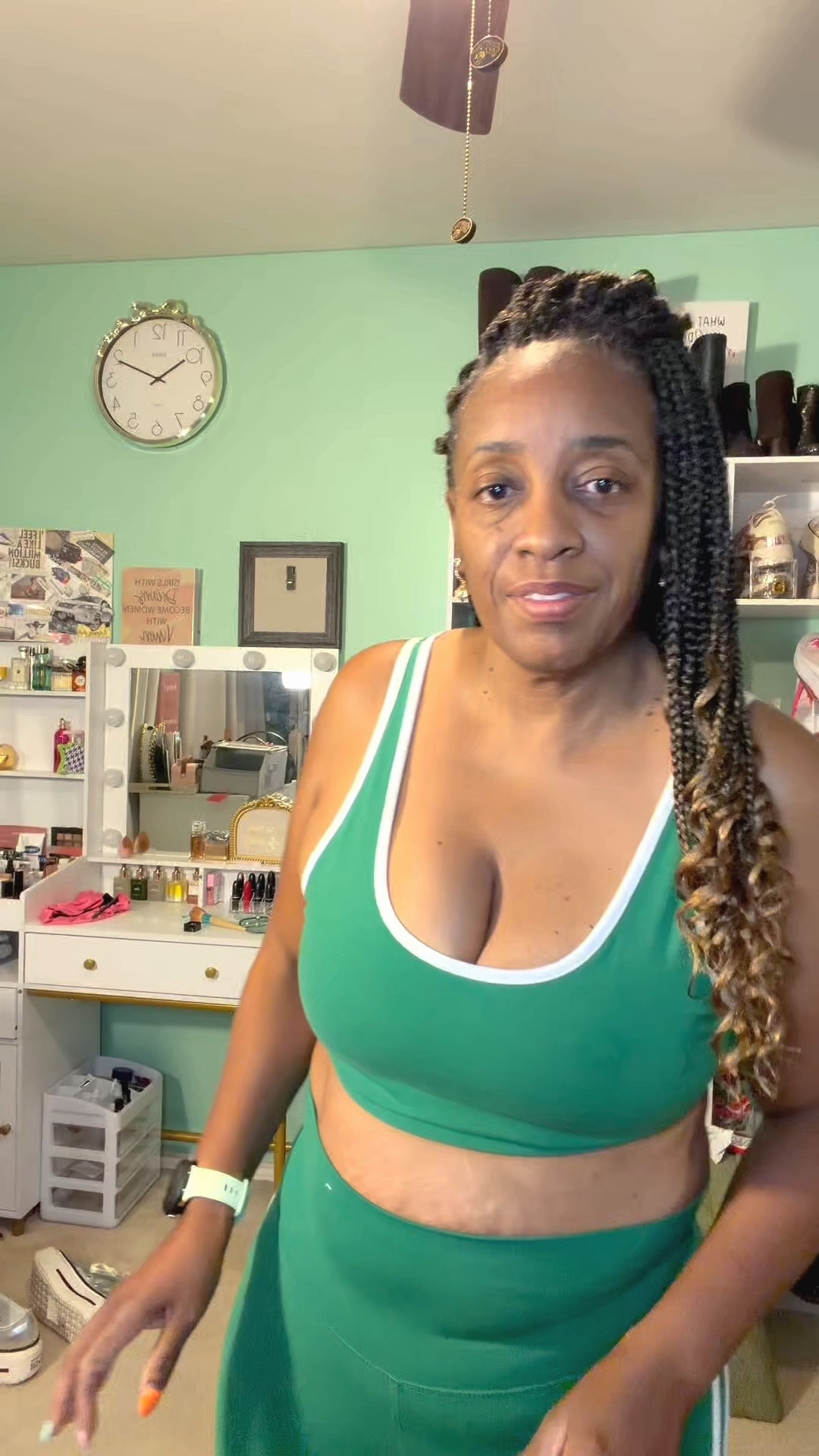 This morning I did my workout in this super cute number that’s on sale at old navy! Run and get it.

#LTKootd #LTKgrwm #LTKselfcare