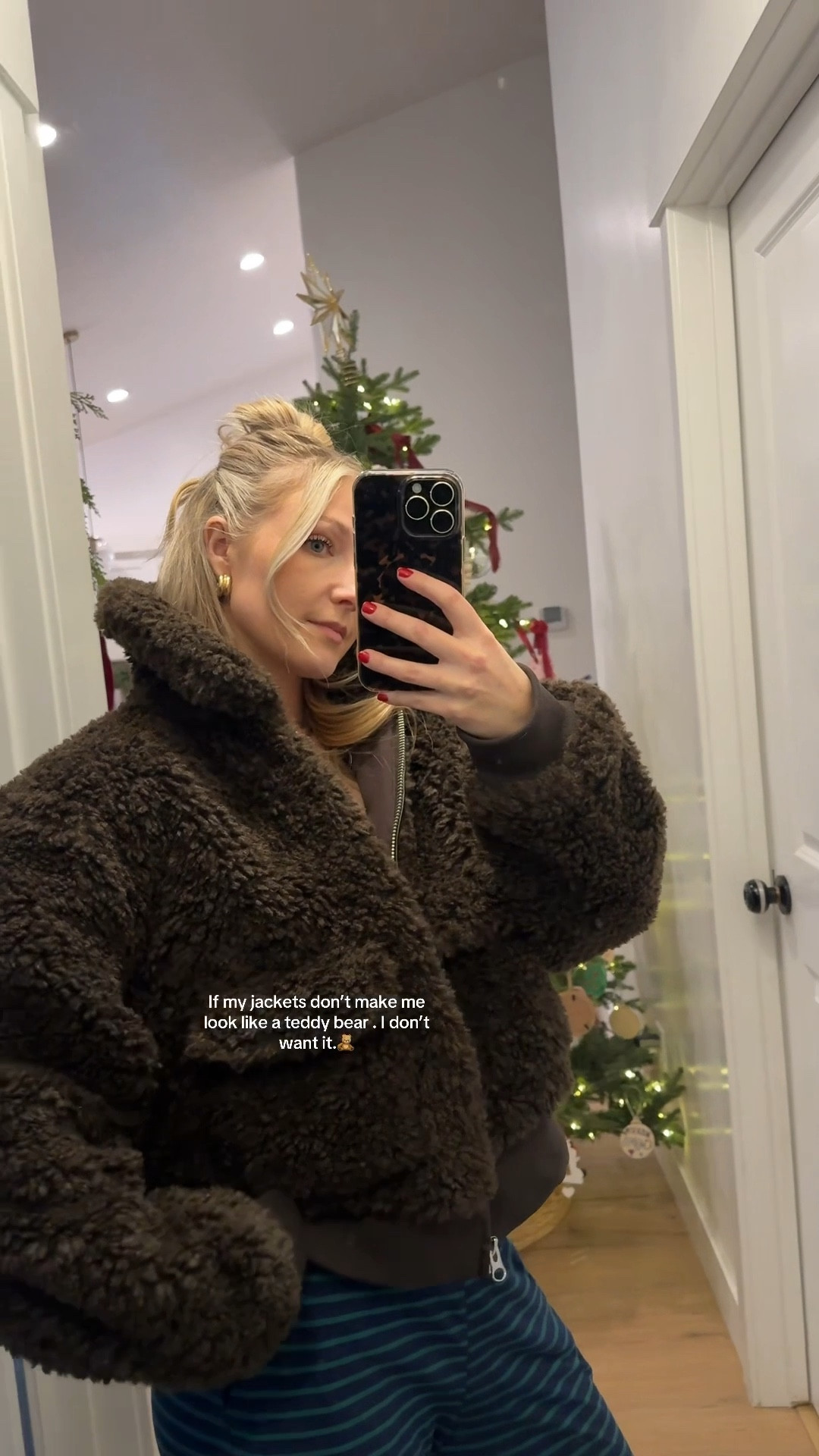 Teddy jacket! On sale right now! This jacket in white is only $25! Run!🧸✨

#teddyjacket #h&mjacket #fluffycoat #ootd

#LTKU #LTKGiftGuide #LTKSeasonal