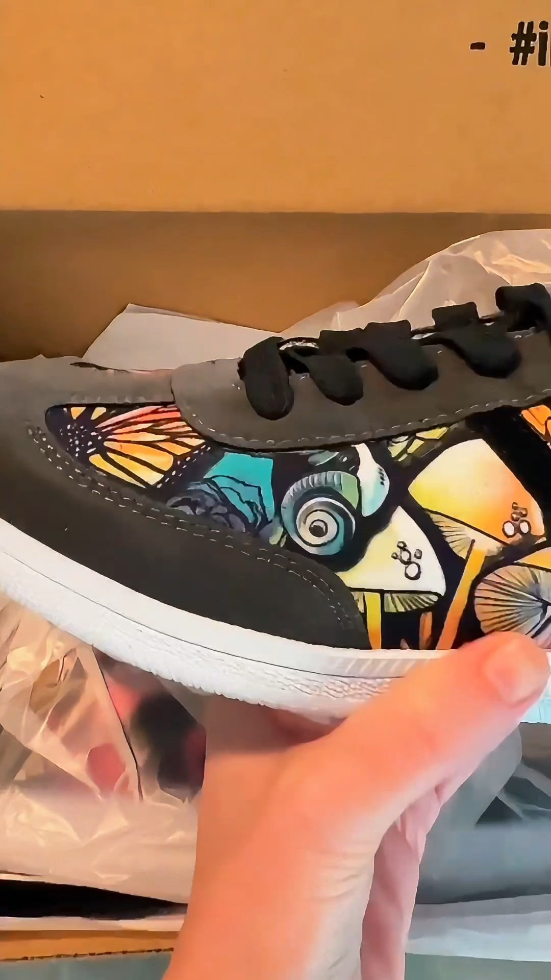 Inspired by nature, designed by artists, made to be lived in.
These Inkkas TENNIS sneakers are truly one-of-a-kind. Plus, a tree planted with every purchase!🌳

#LTKootd #LTKGiftGuide #LTKActive