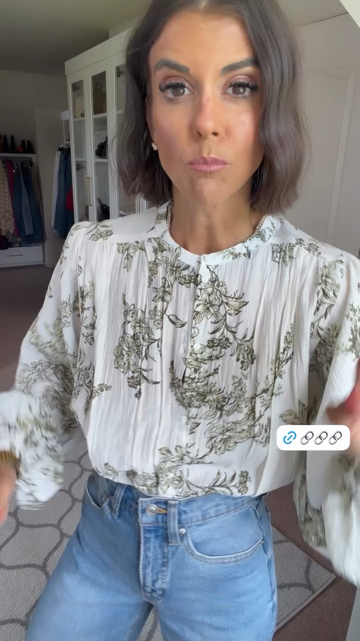 Love this new Walmart blouse! Size xs Size 0 in my favorite jeans!

#LTKdayinmylife #LTKgrwm #LTKmomlife