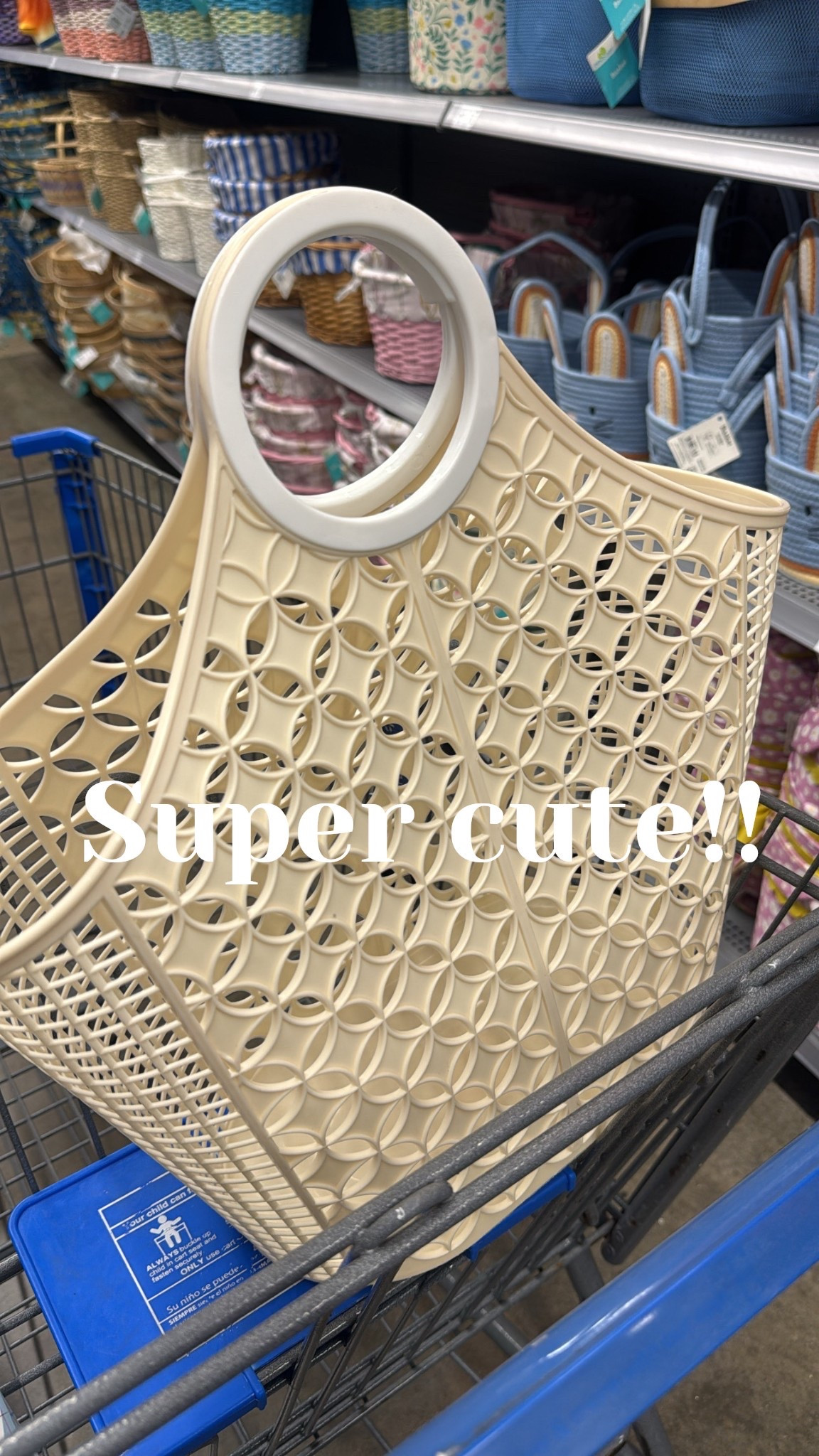 Super cute new $10 jelly tote!! 



#LTKspring