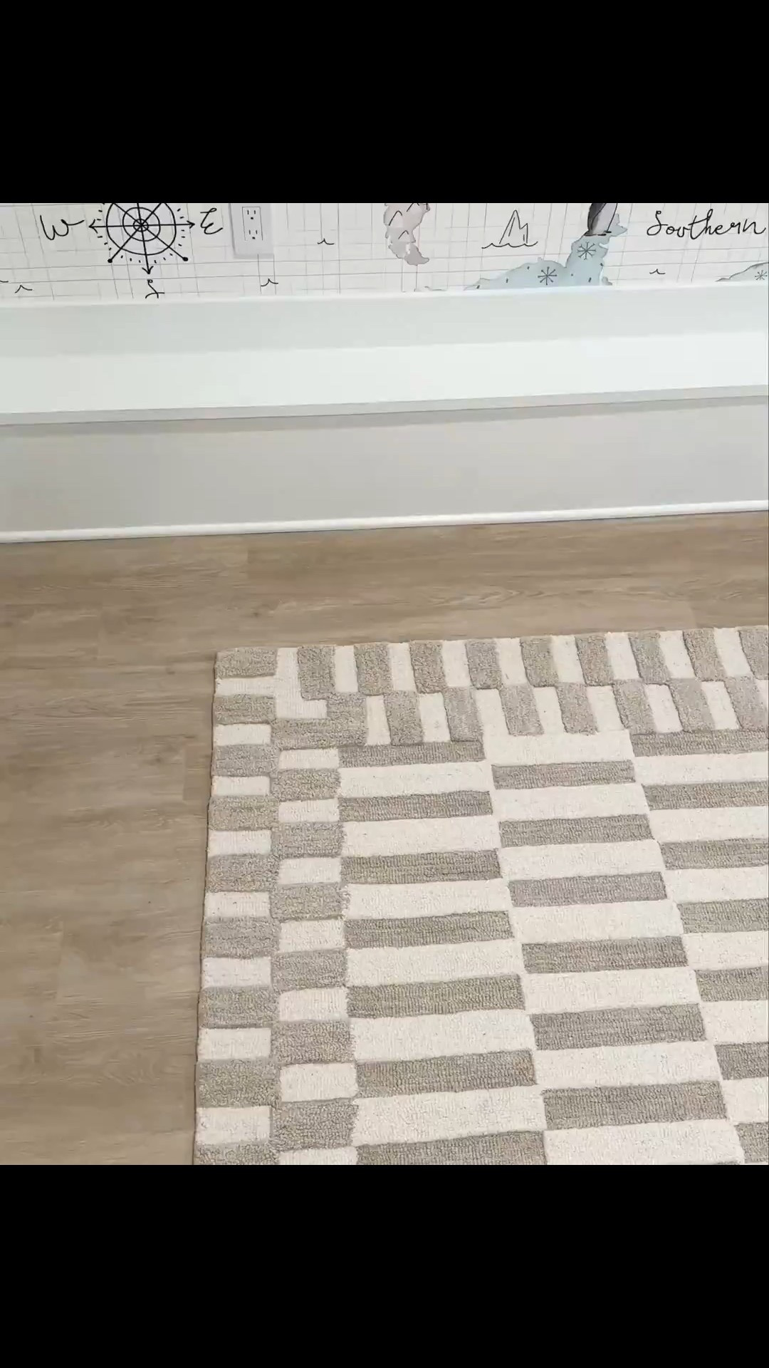 I found our Chris Loves Julia x Loloi Bradley Ivory / Beige Area Rug in stock and on sale! It’s nearly 50% off! Love the thick weave, softness, and neutral colors of this rug. 

#LTKHome #LTKSaleAlert