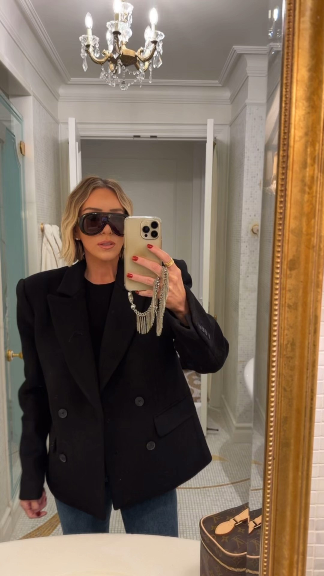 The most amazing oversized blazer jacket 🖤🖤🖤