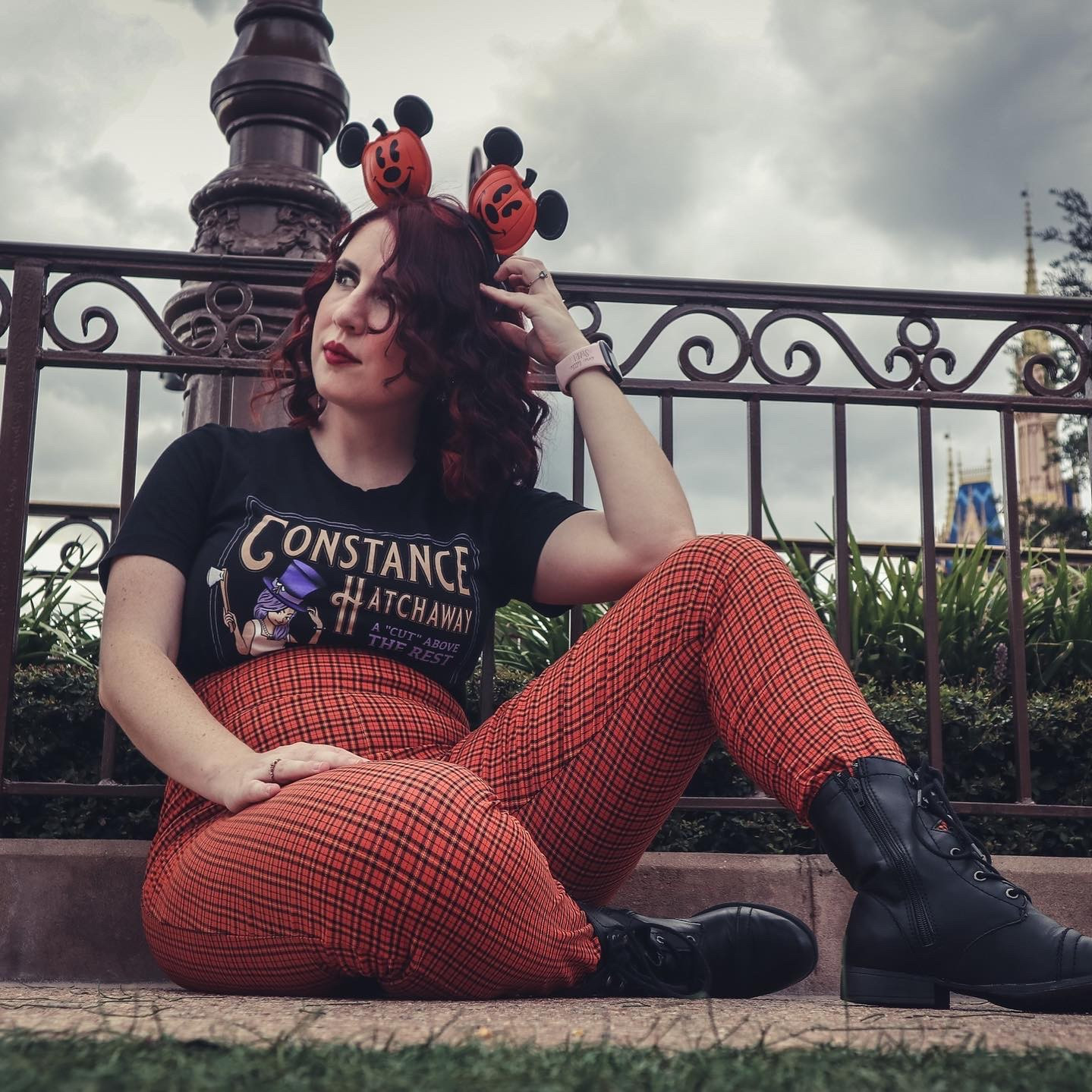 The countdown is on....🎃
.
.
.
#disneyhalloween #halloween #halloweenaesthetic #uniquevintage #foolishmortalsupplyco #dressedindisney