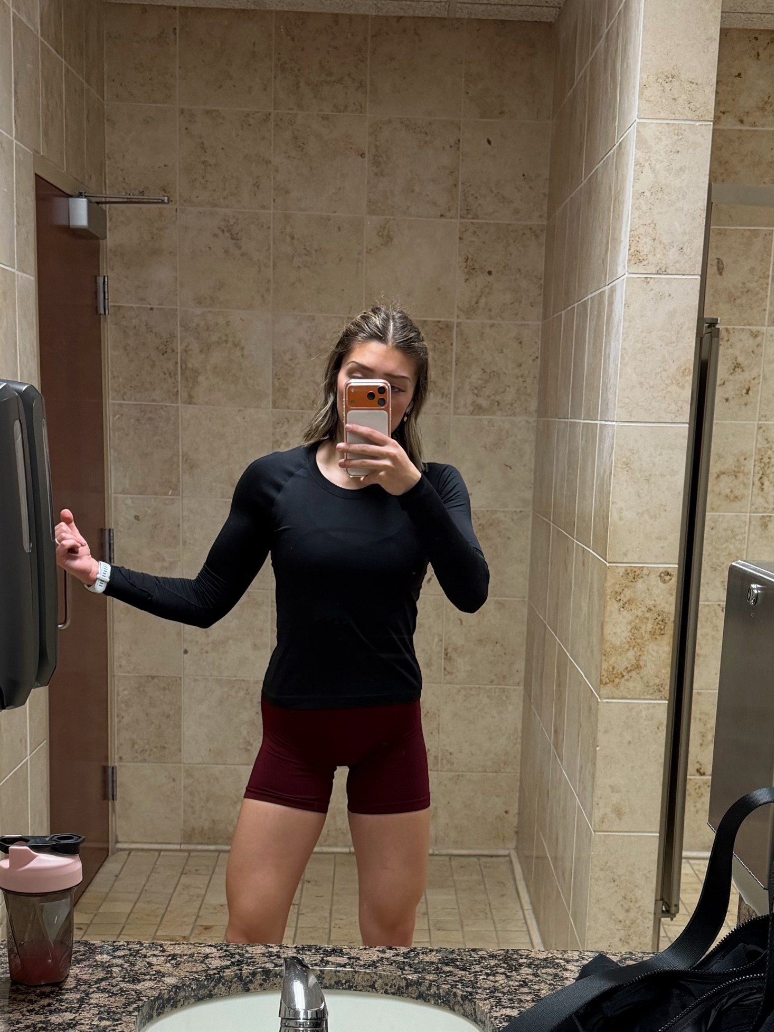 Upper Body OOTD : Size 6 in top and small in bottoms / 5’8 135lbs for reference:) 

#LTKActive #LTKfitnessgoals #LTKTall
