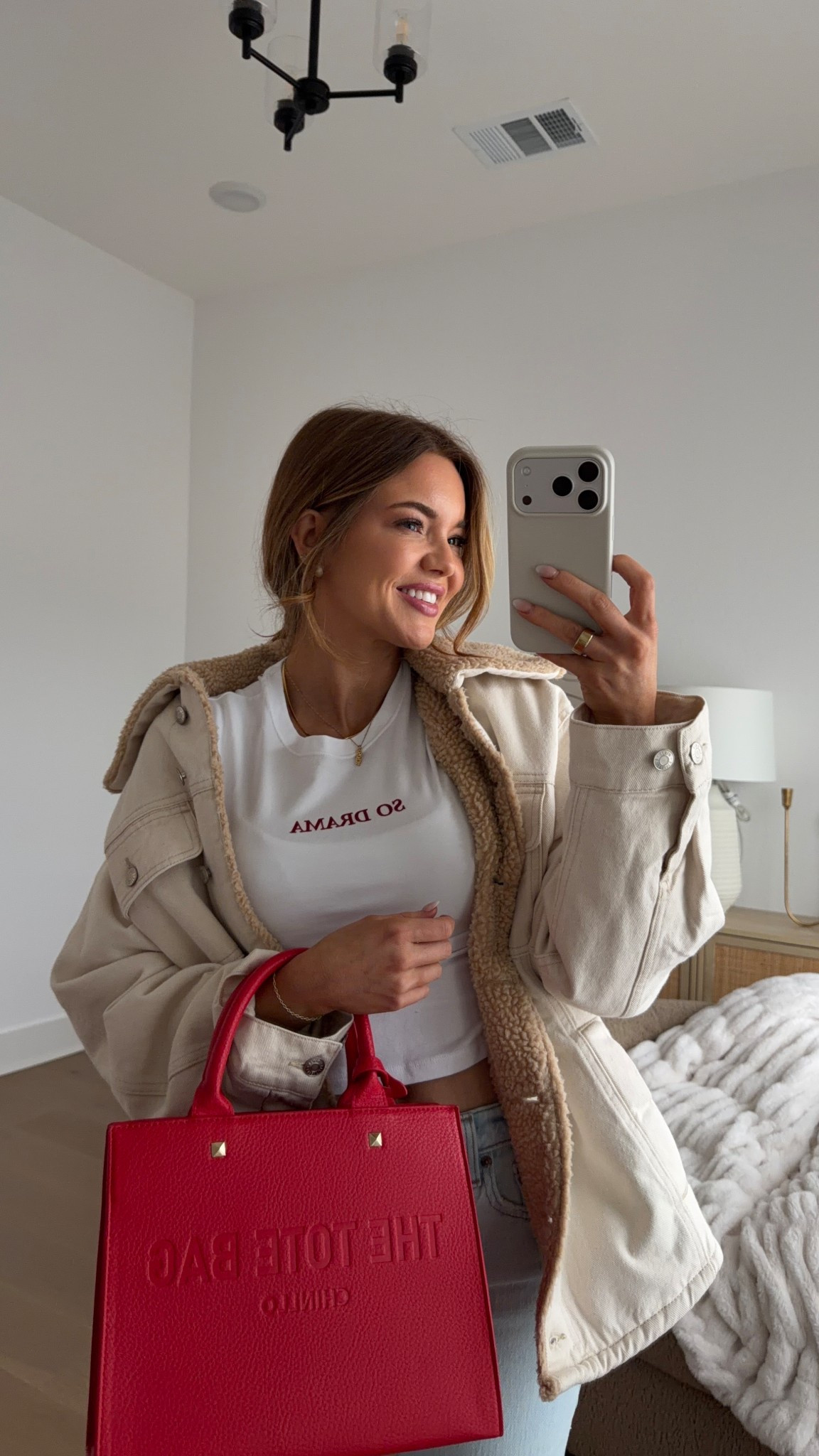 jacket: small // tee: xs // jeans: 25 regular (sized up one, usually wear a 24 in abercrombie! - light wash)