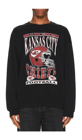 Chiefs Helmet Flea Market Crew | Revolve Clothing (Global)