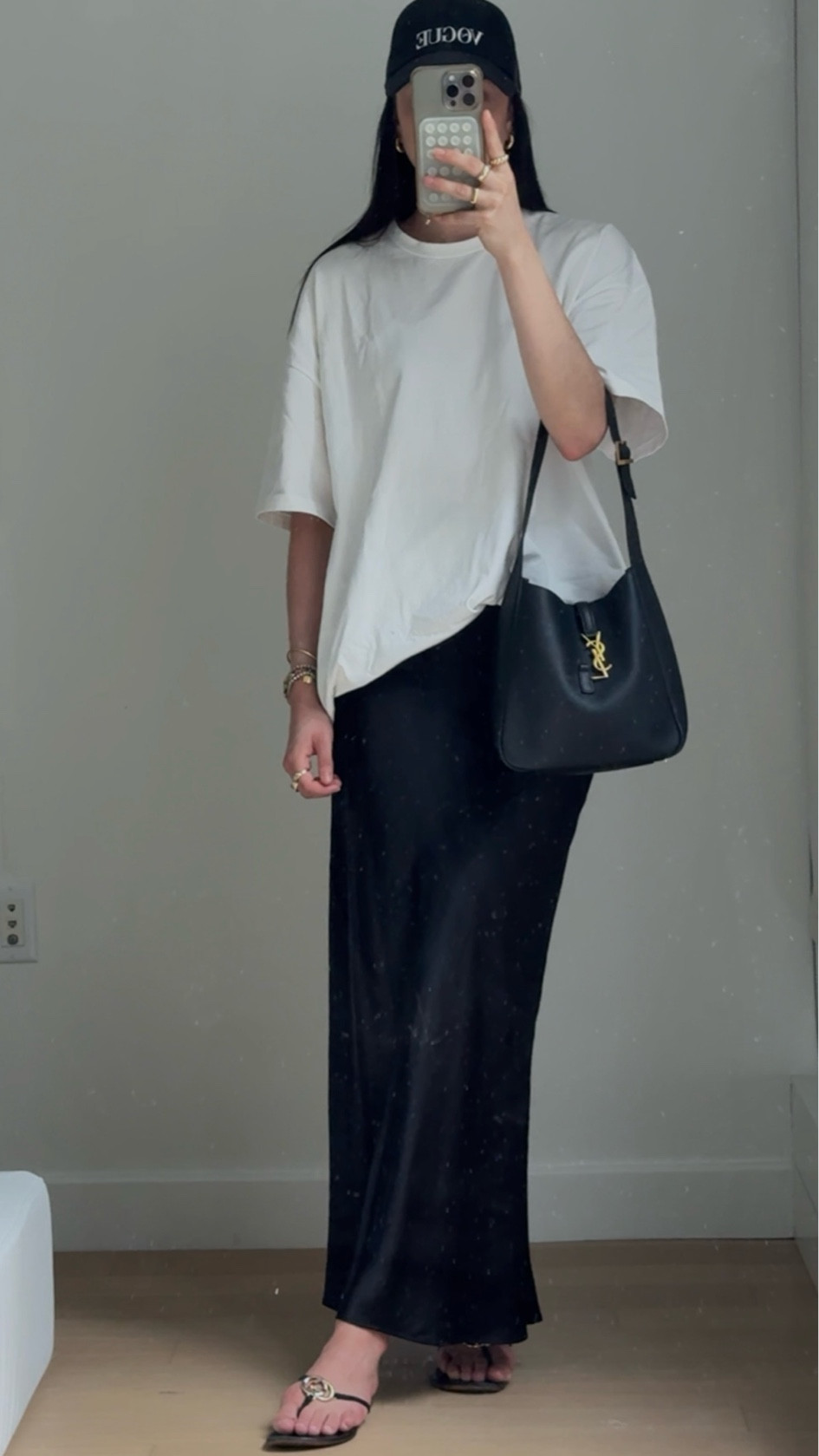 Black and white minimalistic outfit 

#LTKStyleTip #LTKNYFW #LTKFallSale