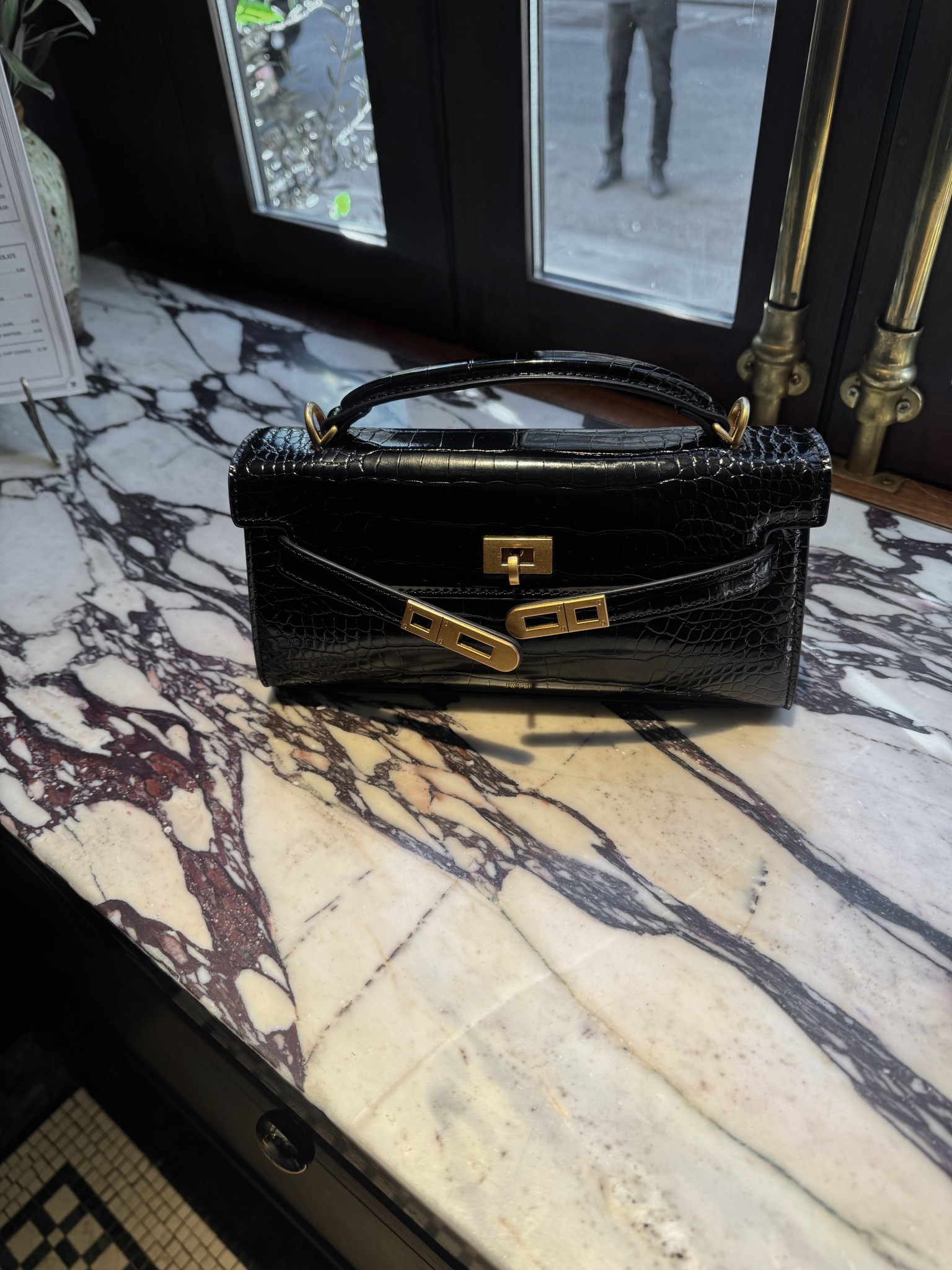 This purse is so chic and stylish 🖤 Love it!! 


#LTKItBag #LTKootd #LTKGiftGuide