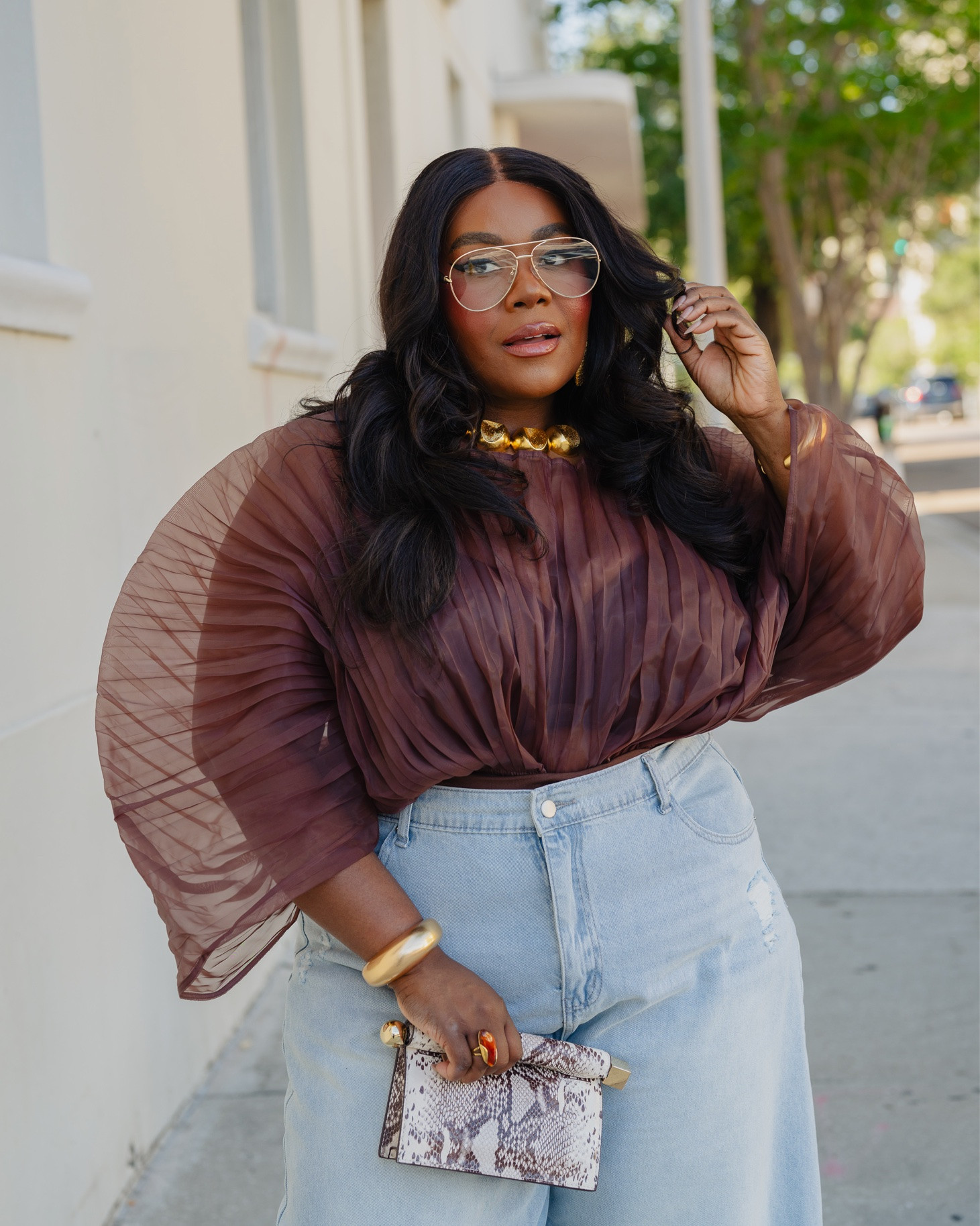 Love these pieces from SHEIN!

top/ bodysuit XXL 
jeans 20 

5’4 - B 48” W 40” H 54”

#LTKPlusSize #LTKSaleAlert #LTKBeauty