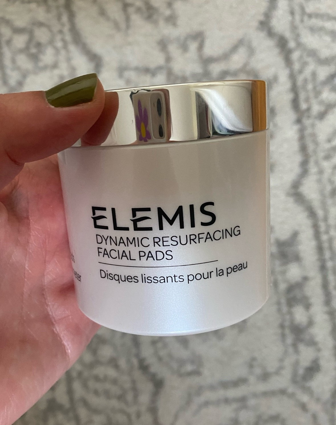 Elemis dynamic resurfacing pads 50% off today - - under $40



#LTKFindsUnder50 #LTKBeauty #LTKSaleAlert